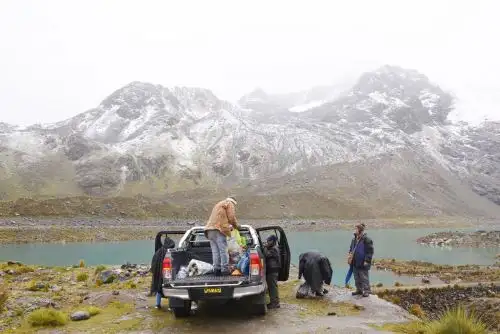 Recogen toneladas de botella en área de conservación regional Huaytapallana, en Junín. ANDINA