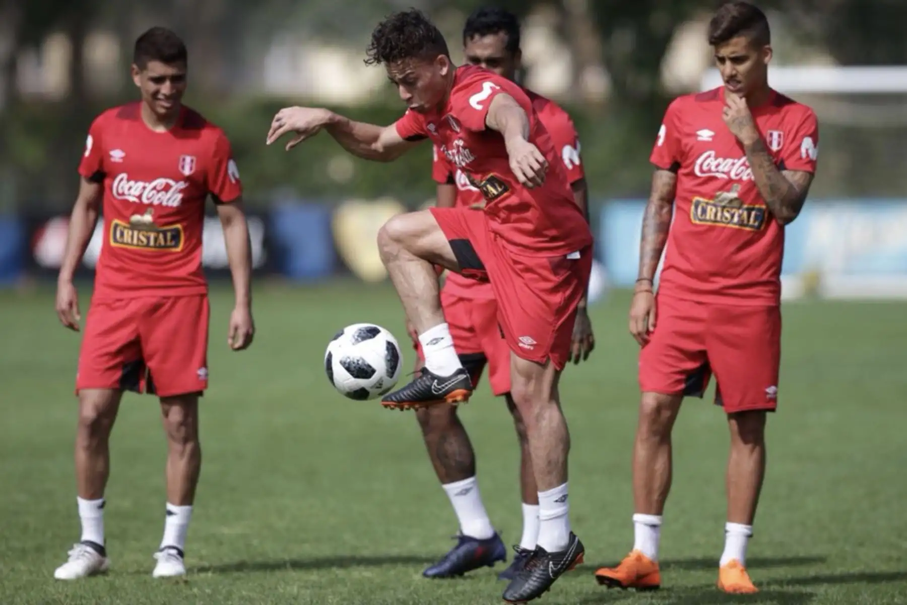 La selección peruana realizó su entrenamiento en Fort Lauderdale, Miami, bajo las órdenes del técnico Ricardo Gareca. Foto: ANDINA/Twiter FPF.