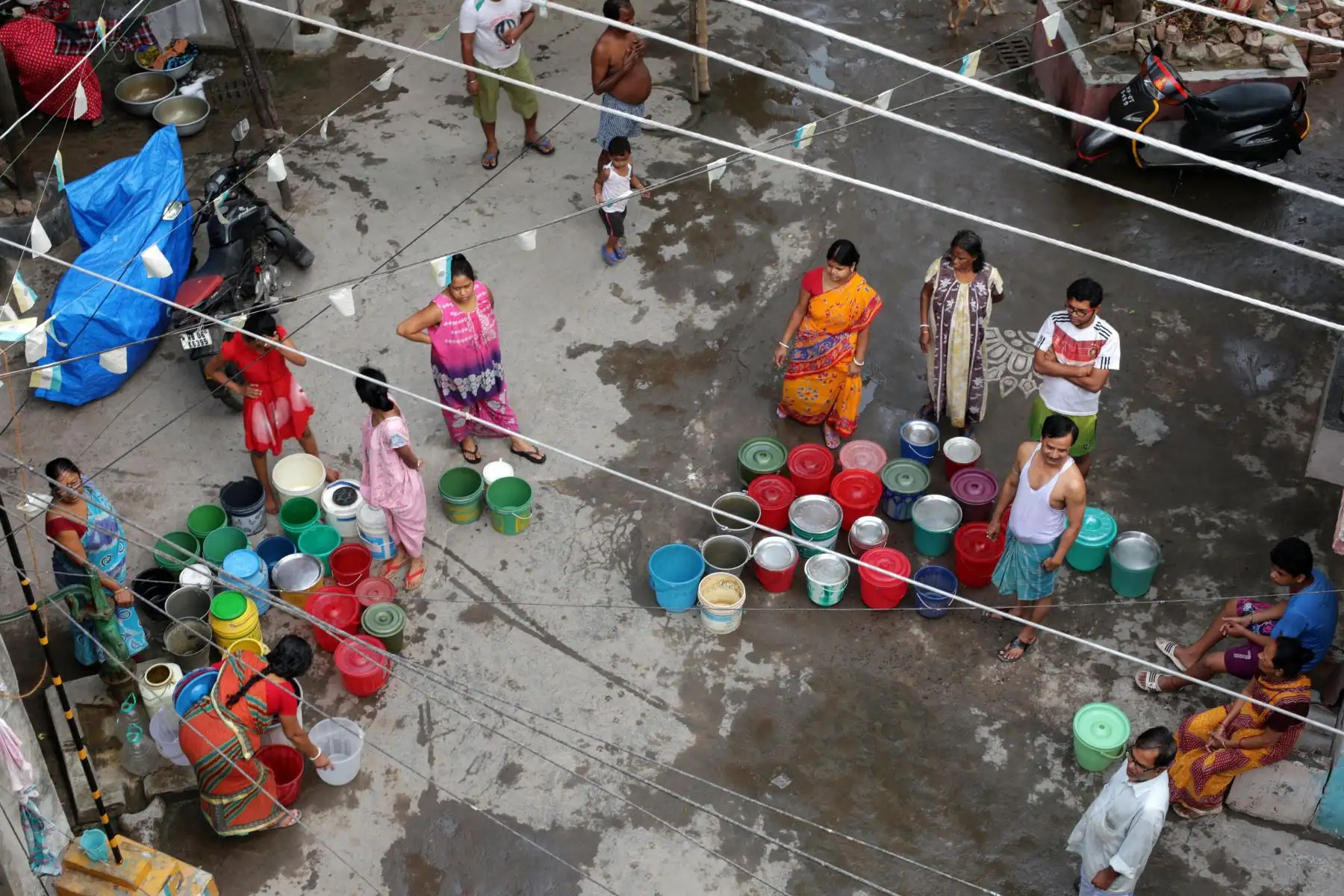 Se recomendó un día internacional para celebrar el agua dulce en la Conferencia de las Naciones Unidas sobre el Medio Ambiente y el Desarrollo (CNUMAD) de 1992. El tema del Día Mundial del Agua en 2018 es "Naturaleza del agua", que descubre soluciones basadas en la naturaleza para los desafíos del agua que enfrentamos en el siglo XXI.