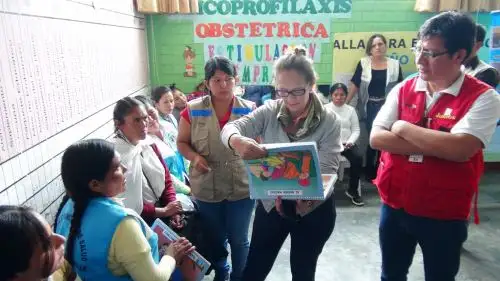 Ministra ecuatoriana Berenice Cordero viajó a Huánuco en compañía de autoridades peruanas. Foto: Difusión