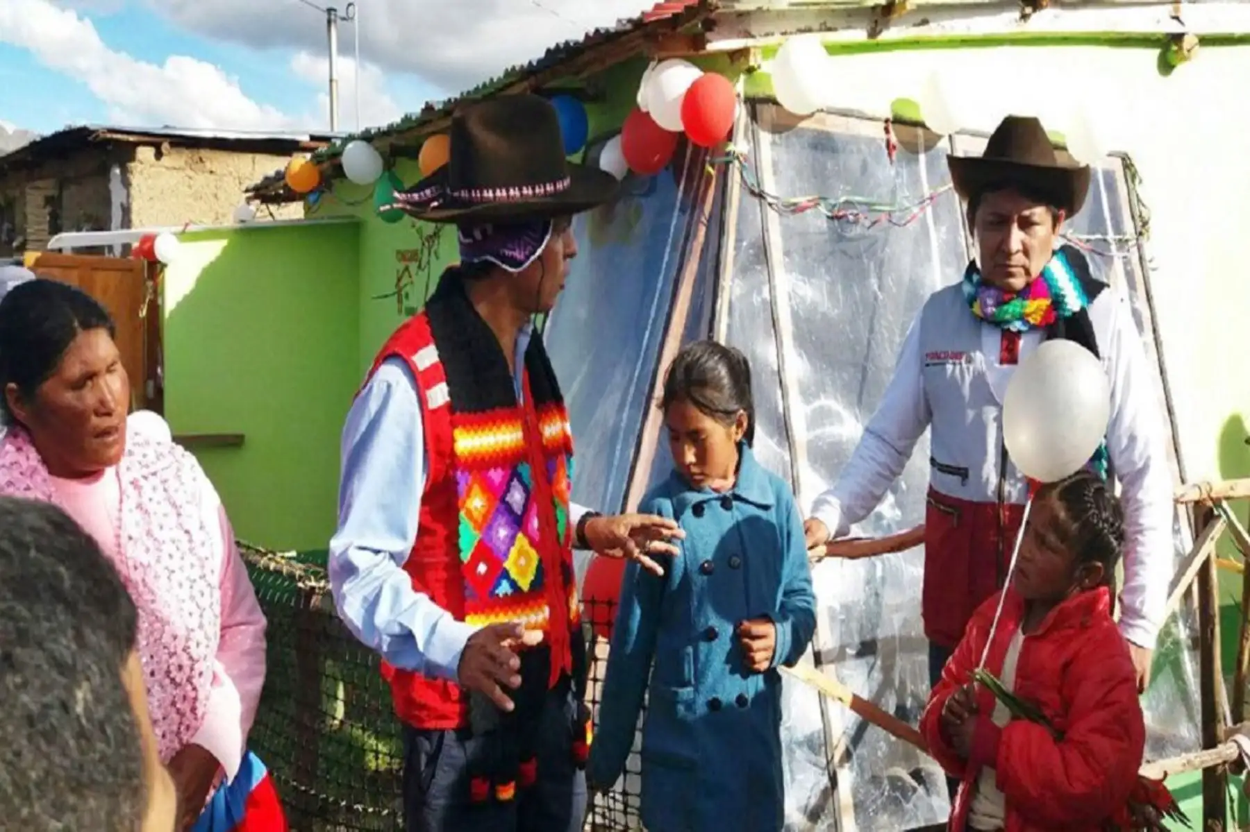 “Casitas calientes”  aseguran mejorar la calidad de vida de las familias porque protegen de las bajas temperaturas
