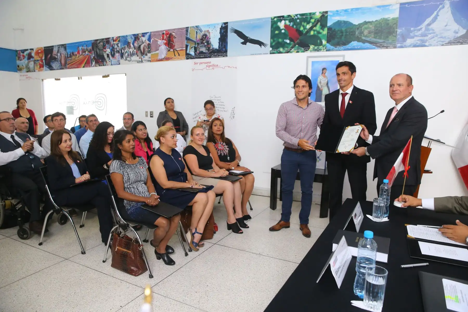Arquero del Sport Boys, Daniel Ferreyra y Jonathan Bilbao de la Universidad San Martín reciben la nacionalidad peruana. Foto: ANDINA/Luis Iparraguirre