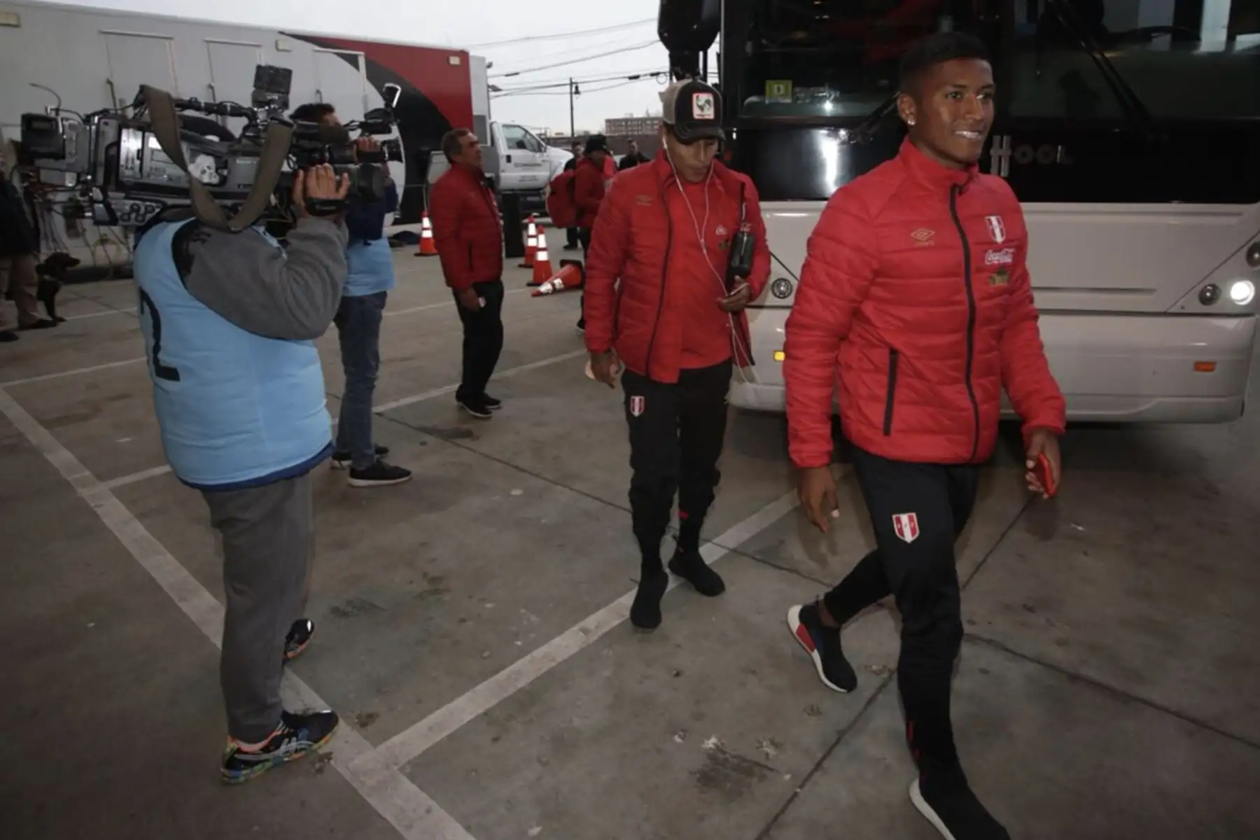 Selección peruana llega al estadio Red Bull Arena en Nueva Jersey