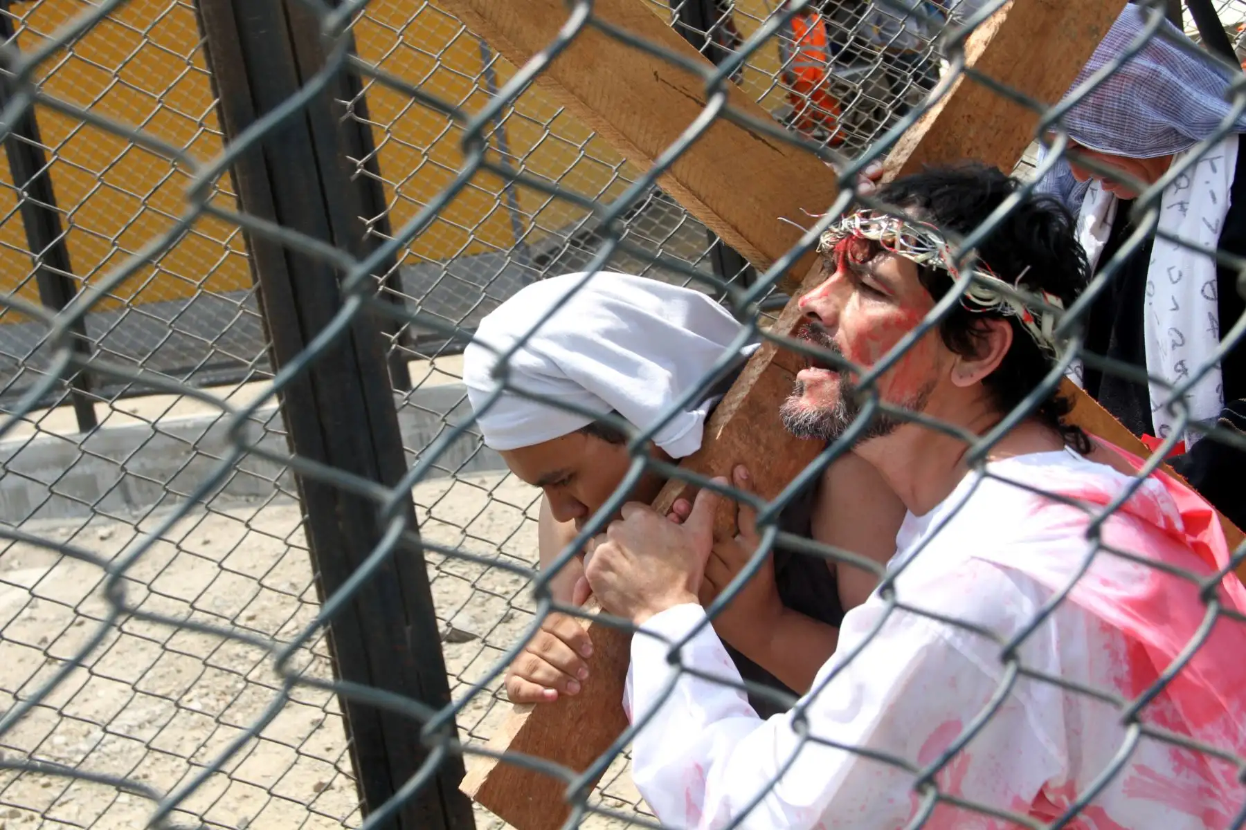 Roberto Newuell (38) actuó por segunda vez como Jesús. Su papel demandó mucha concentración.  Foto: ANDINA/Difusión