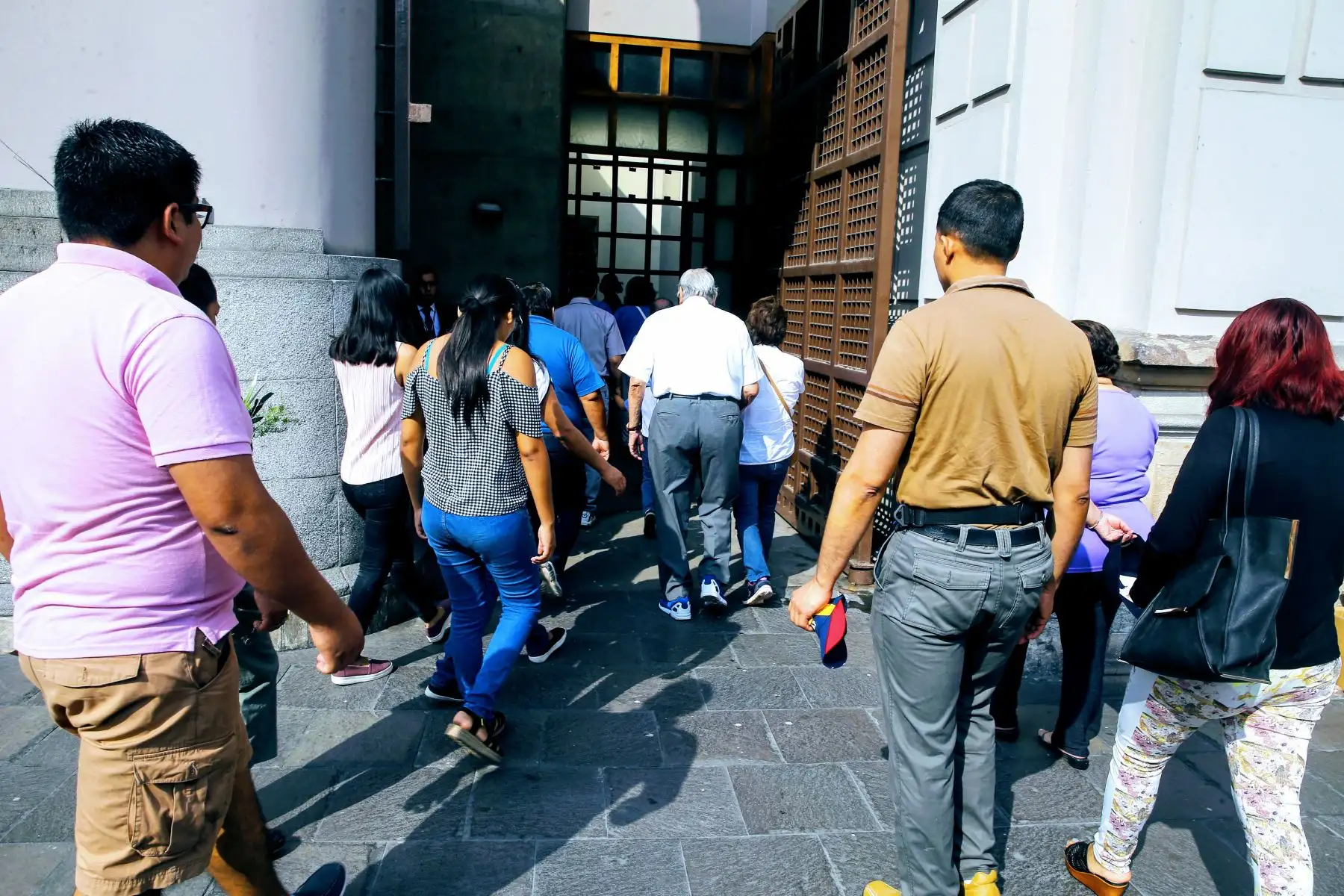 Masiva asistencia de fieles a las distintas iglesias de Lima por Semana Santa. Foto: ANDINA/Luis Iparraguirre