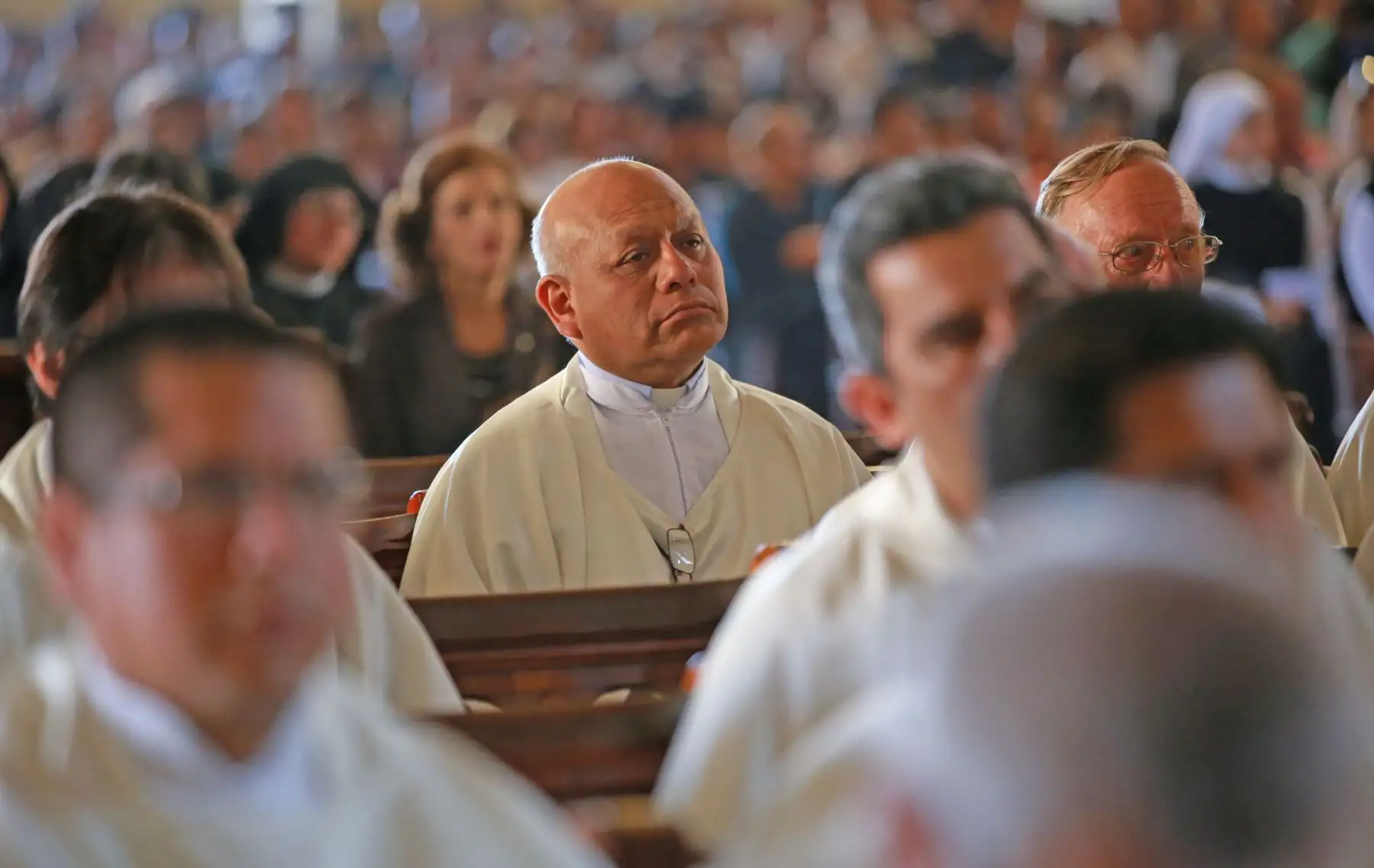 Sacerdotes de la Arquidiócesis de Lima renovaron sus promesas de  plenitud sacerdotal, en la misa crismal, ante el cardenal Juan Luis Cipriani Thorne. Foto. ANDINA/Jhony Laurente.