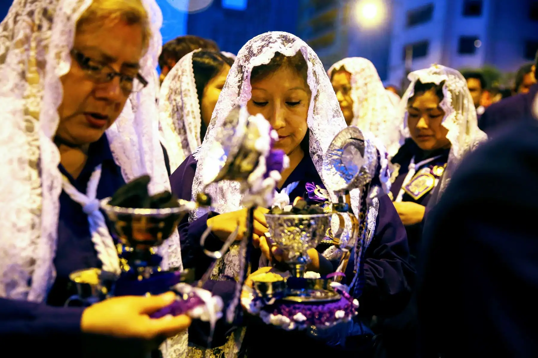 Recorrido del Señor de los Milagros por Semana Santa. Foto: ANDINA/Luis Iparraguirre.