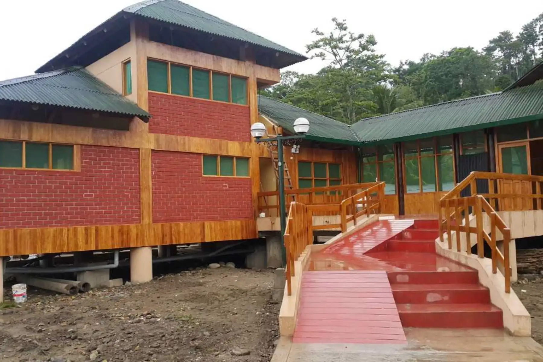 El Parque Nacional del Manu es una alternativa de vista turística en este feriado largo por Semana Santa y llegar ahí ahora es más fácil gracias al nuevo embarcadero de Atalaya, ubicado en el centro poblado del mismo nombre, distrito cusqueño de Kosñipata Paucartambo.