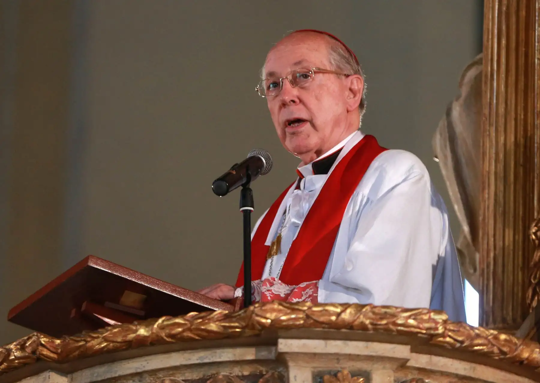 Cardenal Juan Luis Cipriani ofrece a fieles el Sermón de las Siete Palabras de Jesús. Foto: ANDINA/Vidal Tarqui.