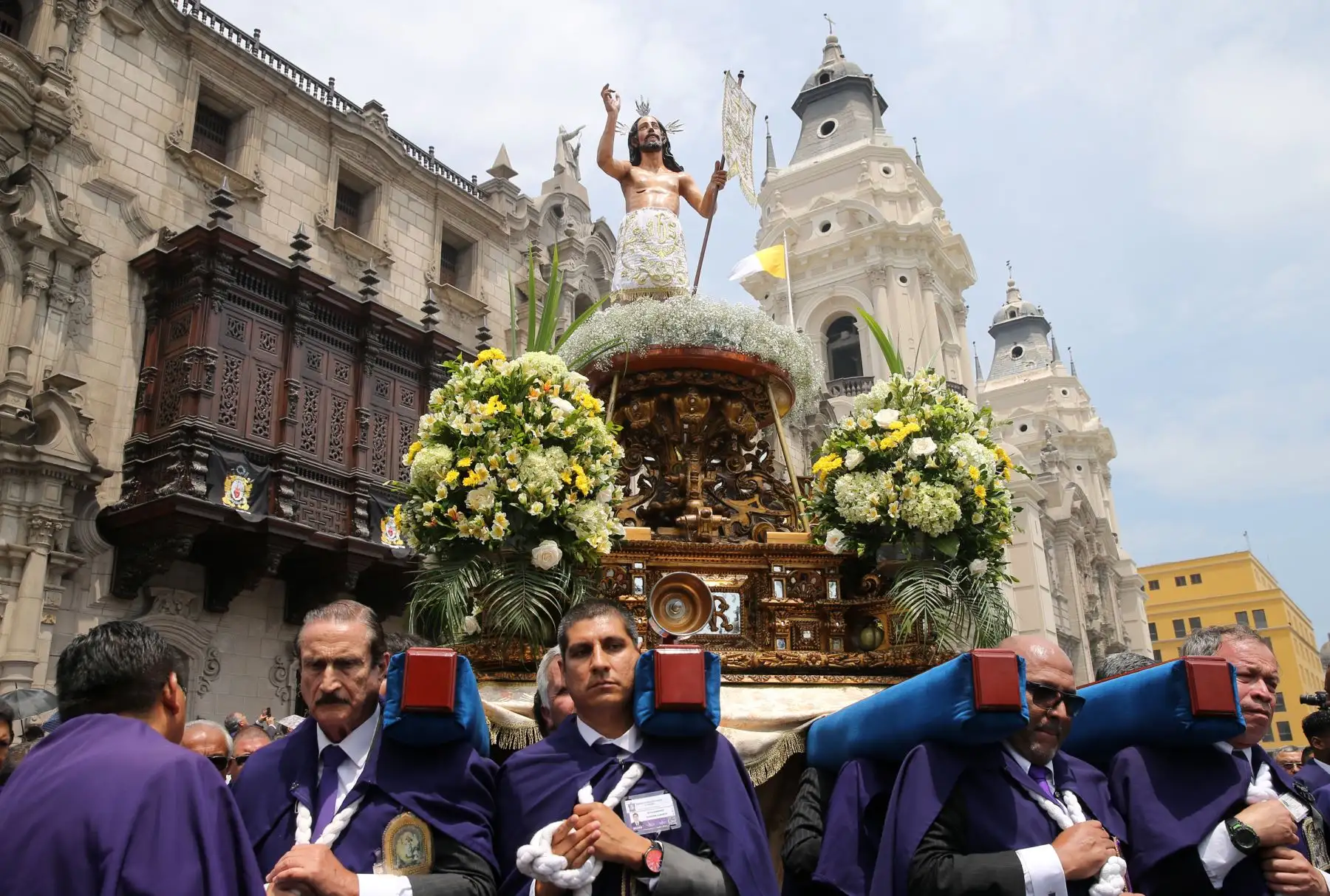 El Cardenal Juan Luis Cipriani oficio de misa  de domingo de Pascua y procesión por la resurrección de Jesucristo.Foto:ANDINA/Norman Córdova