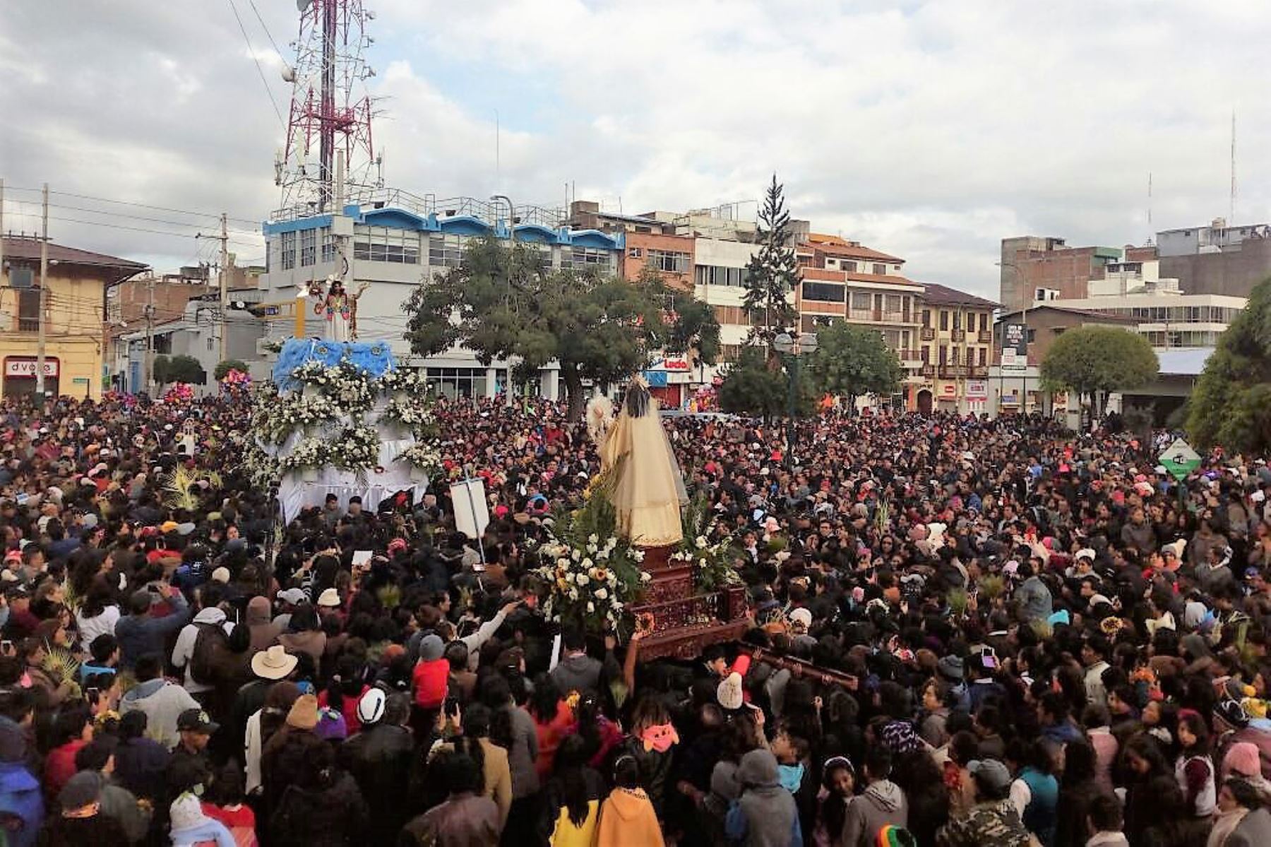 Con procesión fieles culminan actividades por Semana Santa en Huancayo. ANDINA/Pedro Tinoco