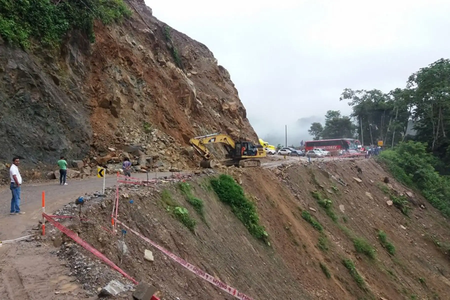 Lluvias intensas provocan derrumbes y afectan vías en San Martín. ANDINA