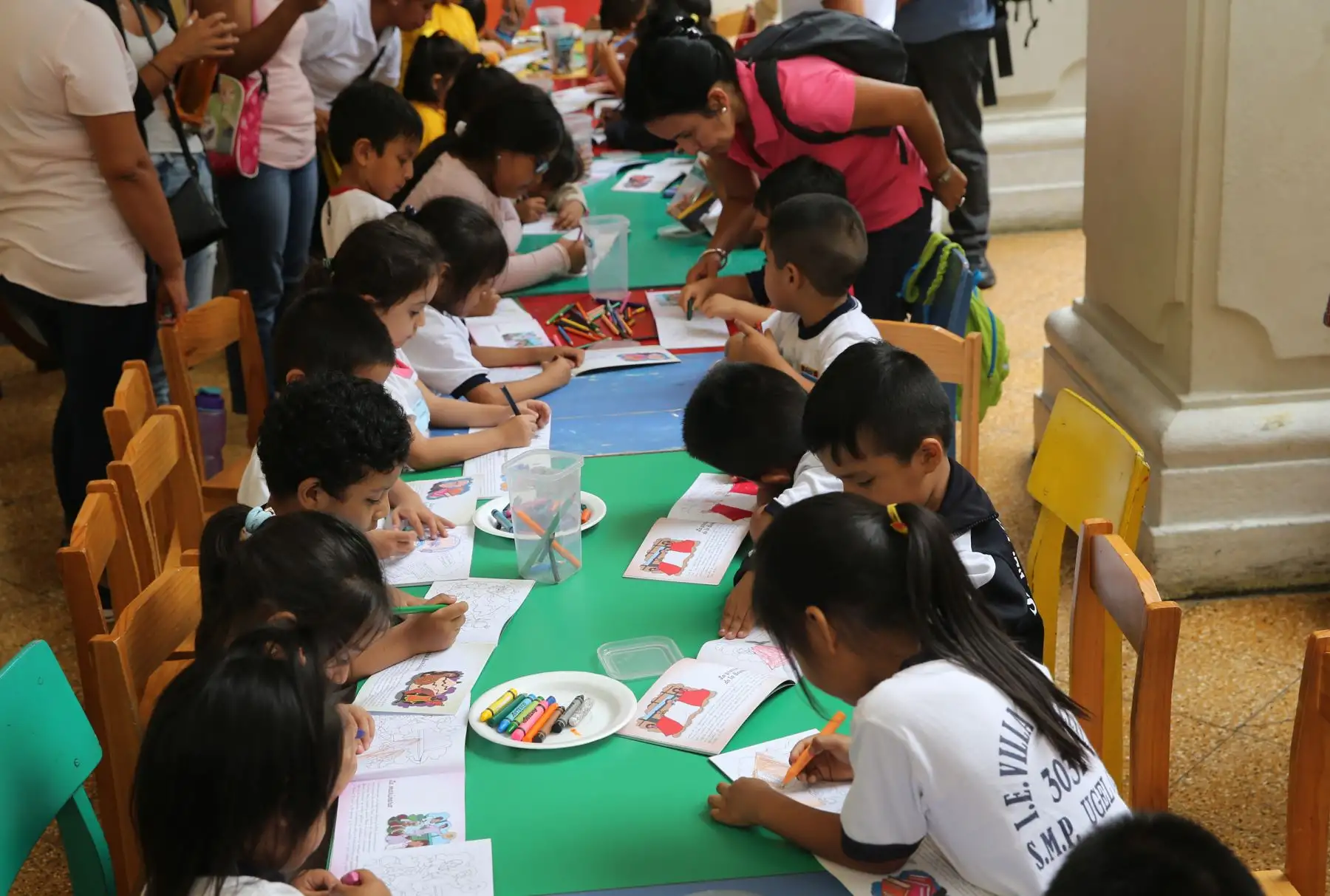 Actividades culturales por el día Internacional del libro Infantil, organizado por la biblioteca Nacional  Foto: ANDINA/Norman Córdova