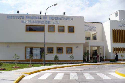 La Autoridad Nacional de Infraestructura se encargará de mejorar y ampliar el Instituto de Enfermedades Neoplásicas (IREN Sur) de Arequipa. ANDINA/archivo