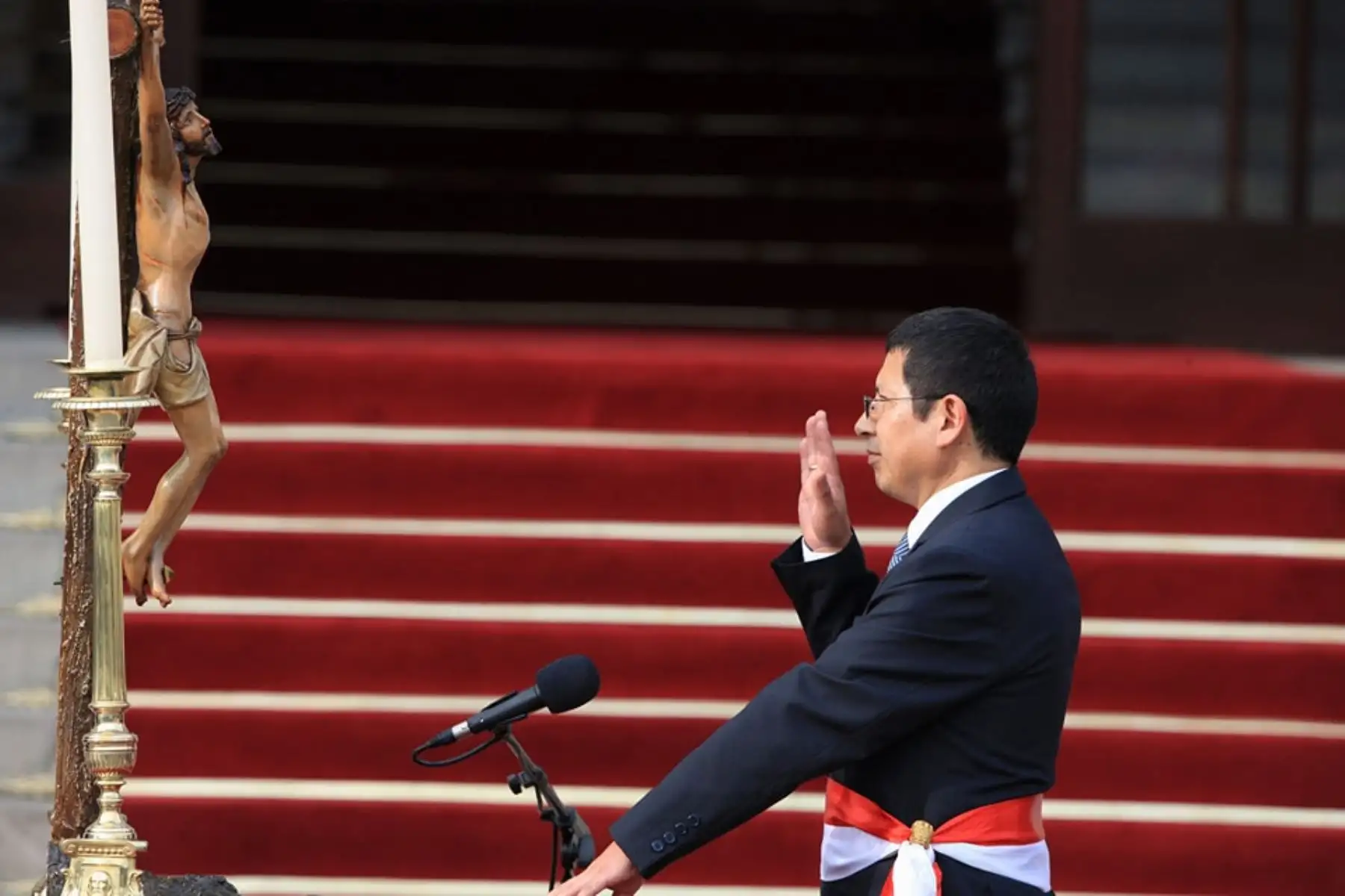 Presidente Martín Vizcarra juramentó a Edmer Trujillo Mori como ministro de Transportes y Comunicaciones. Foto: ANDINA/Dante Zegarra.