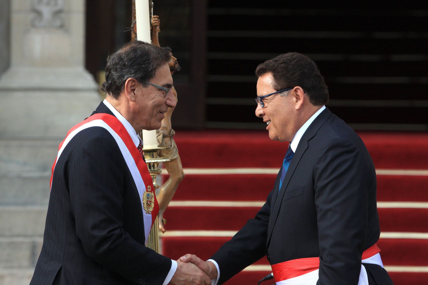 Presidente Martín Vizcarra juramentó al general (r) José Modesto Huerta Torres como ministro de Defensa. Foto: ANDINA/Dante Zegarra.