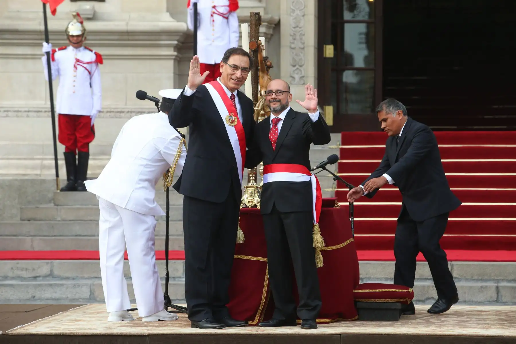 Presidente Martín Vizcarra juramentó a Christian Sánchez como ministro de Trabajo. Foto: ANDINA/Dante Zegarra.