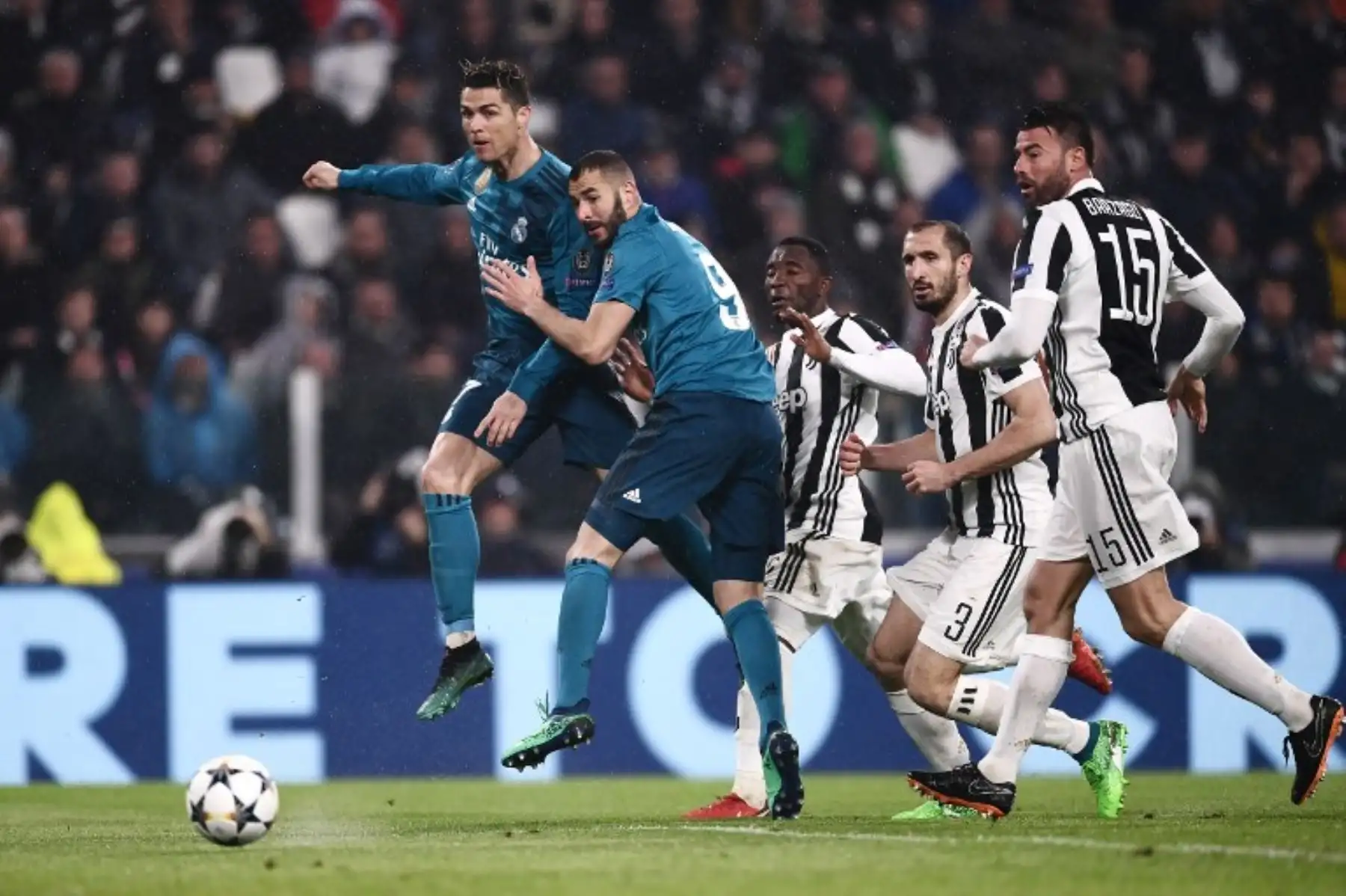 Partido de fútbol de la UEFA Champions League de cuartos de final entre la Juventus y el Real Madrid en el Allianz Stadium de Turín.Foto_AFP