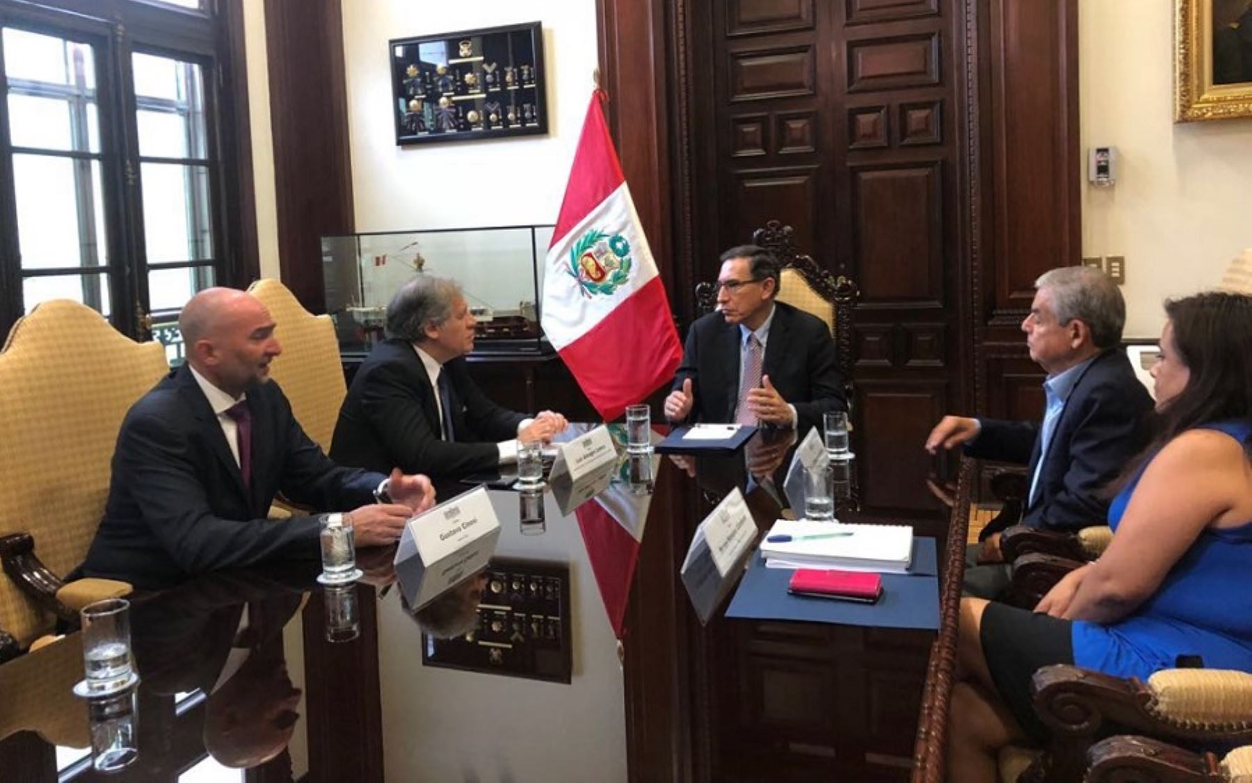 Reunión entre el presidente Martín Vizcarra y el secretario general de la OEA, Luis Almagro.