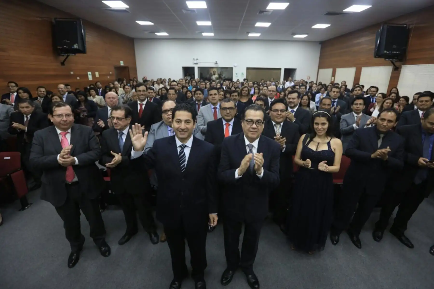 Ministro de Justicia, Salvador Heresi.