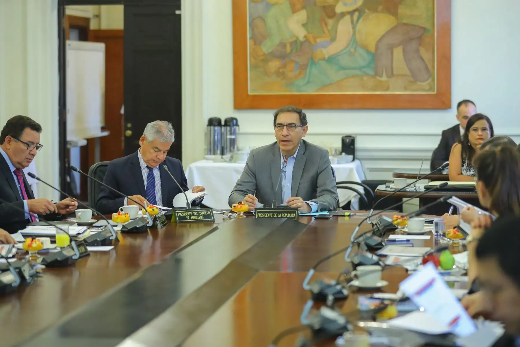 Presidente de la República, Martín Vizcarra, encabeza primera sesión del Consejo de Ministros. Foto: ANDINA/Prensa Presidencia.