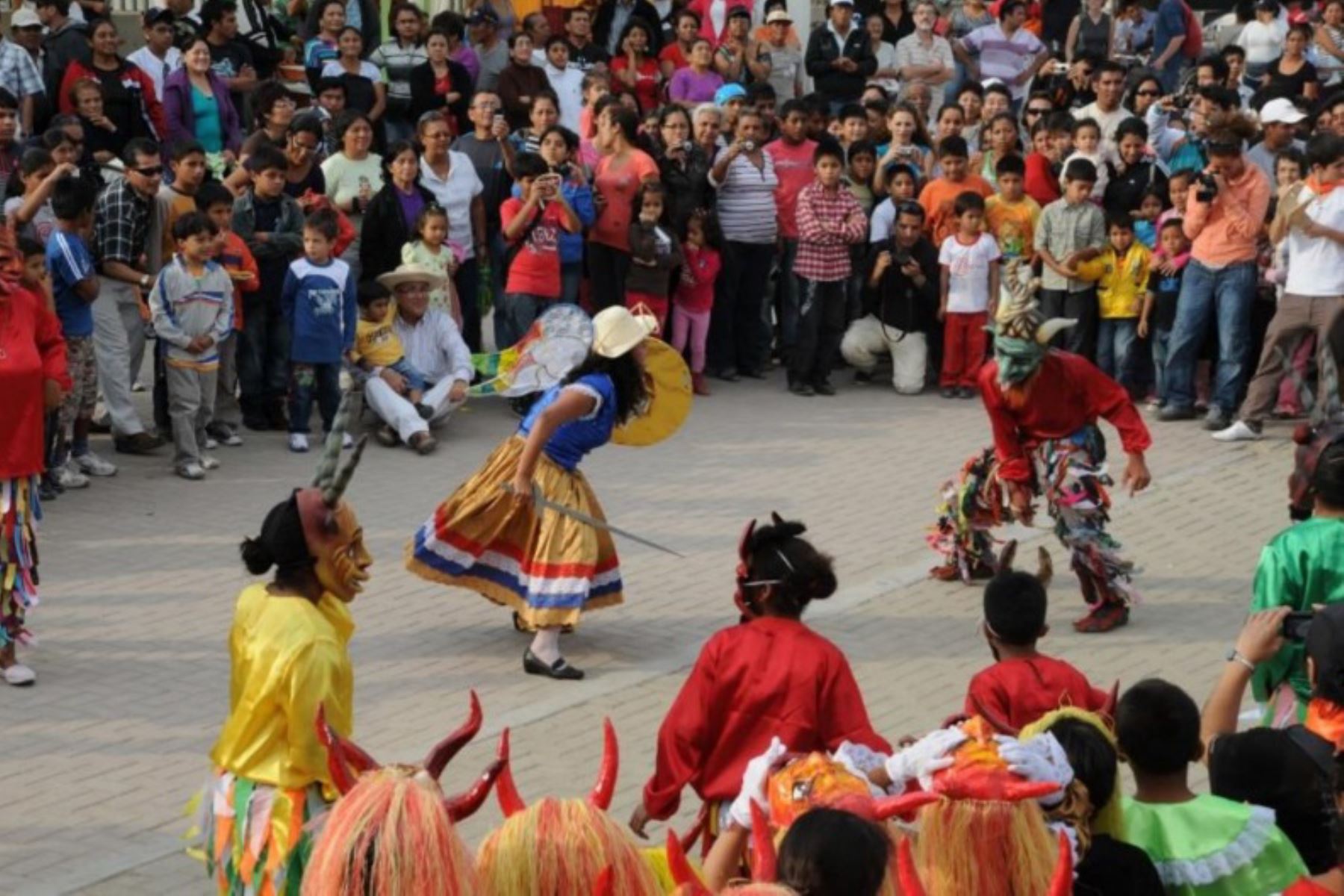 Escolares de Lambayeque bailarán danza ancestral de esclavos de Zaña. ANDINA