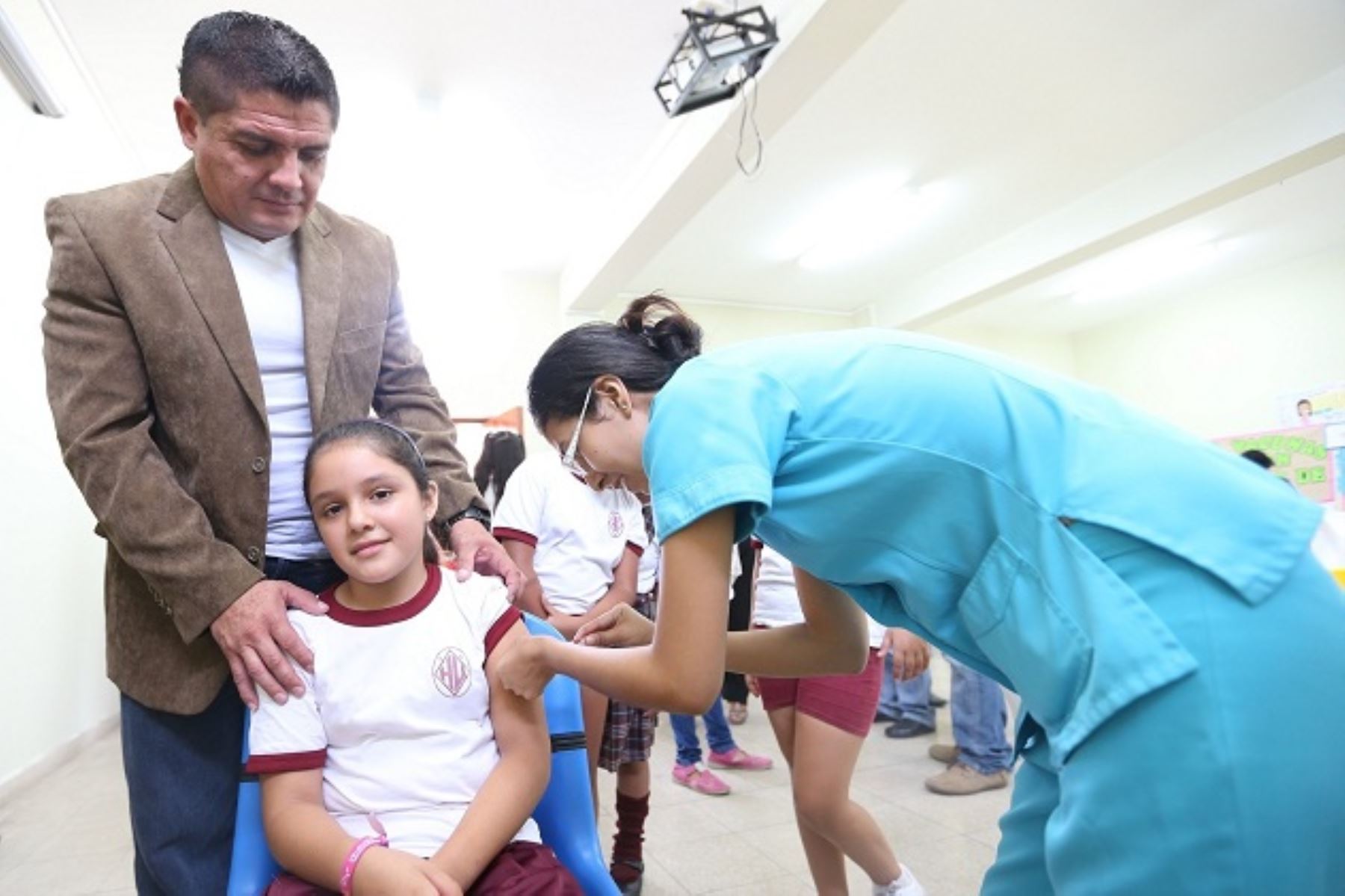 El 11 de abril se inicia vacunación de 200 mil niñas contra Virus de Papiloma Humano. Foto: ANDINA/Difusión.