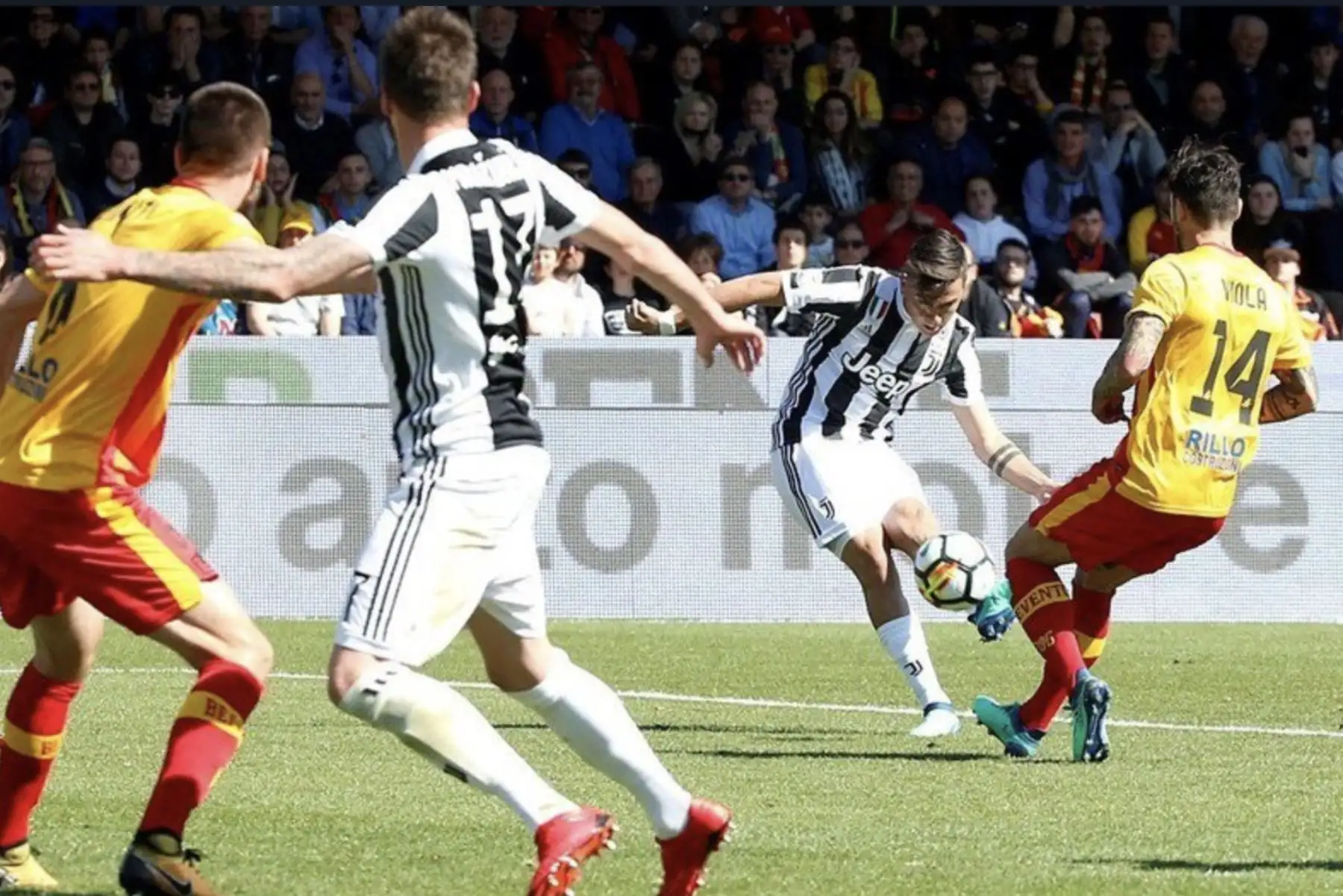 Juventus ha derrotado 4-2 de visitante al Benevento.Foto:Twiter/Juventus