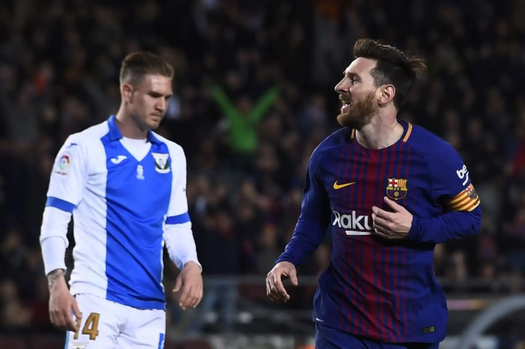 Lionel Messi celebra después de anotar un gol durante el partido de fútbol de la liga española entre Barcelona y Leganés en el estadio Camp Nou de Barcelona-Foto:AFP