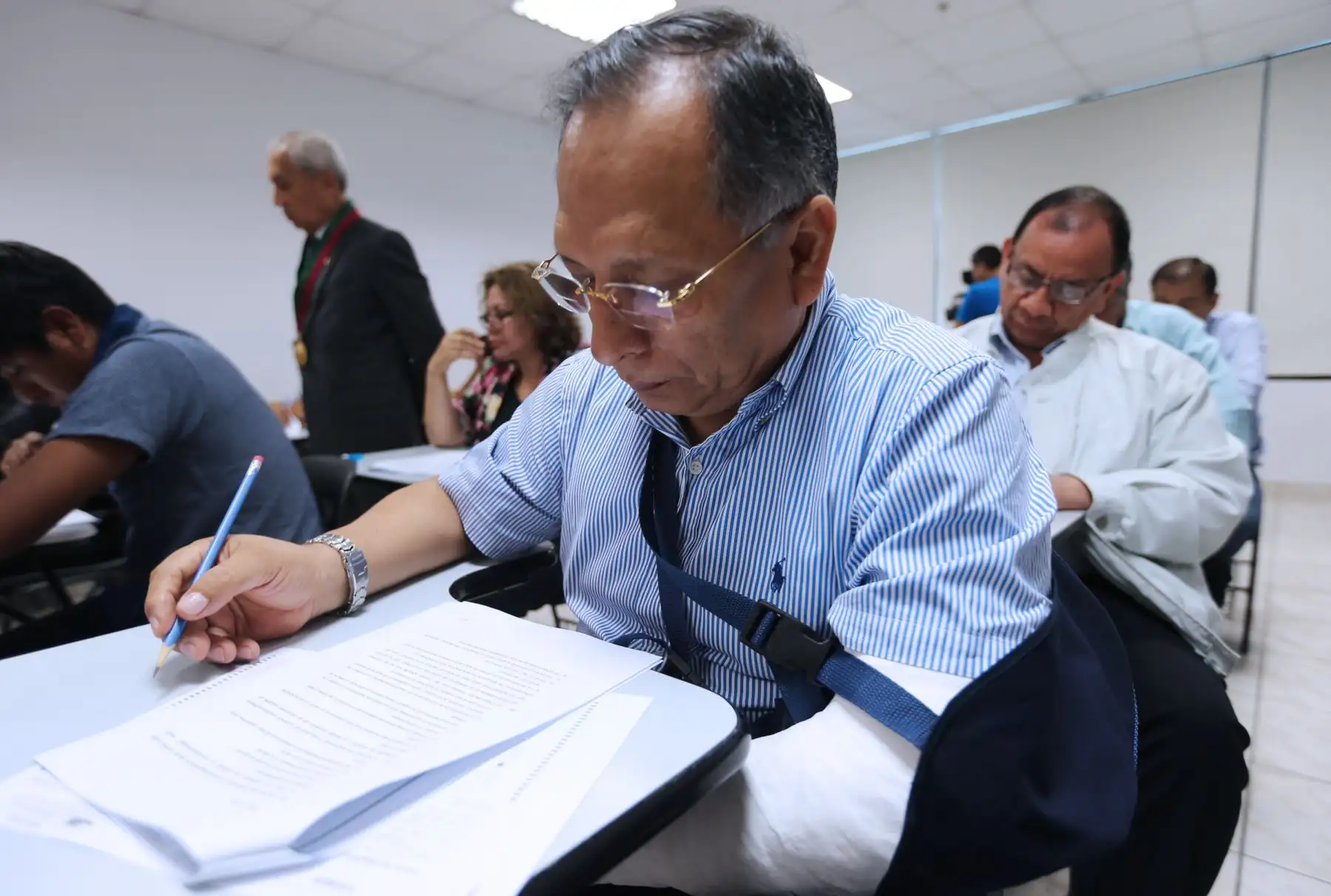 Examen  para aspirantes a jueces y fiscales .Foto: ANDINA/Norman Córdova