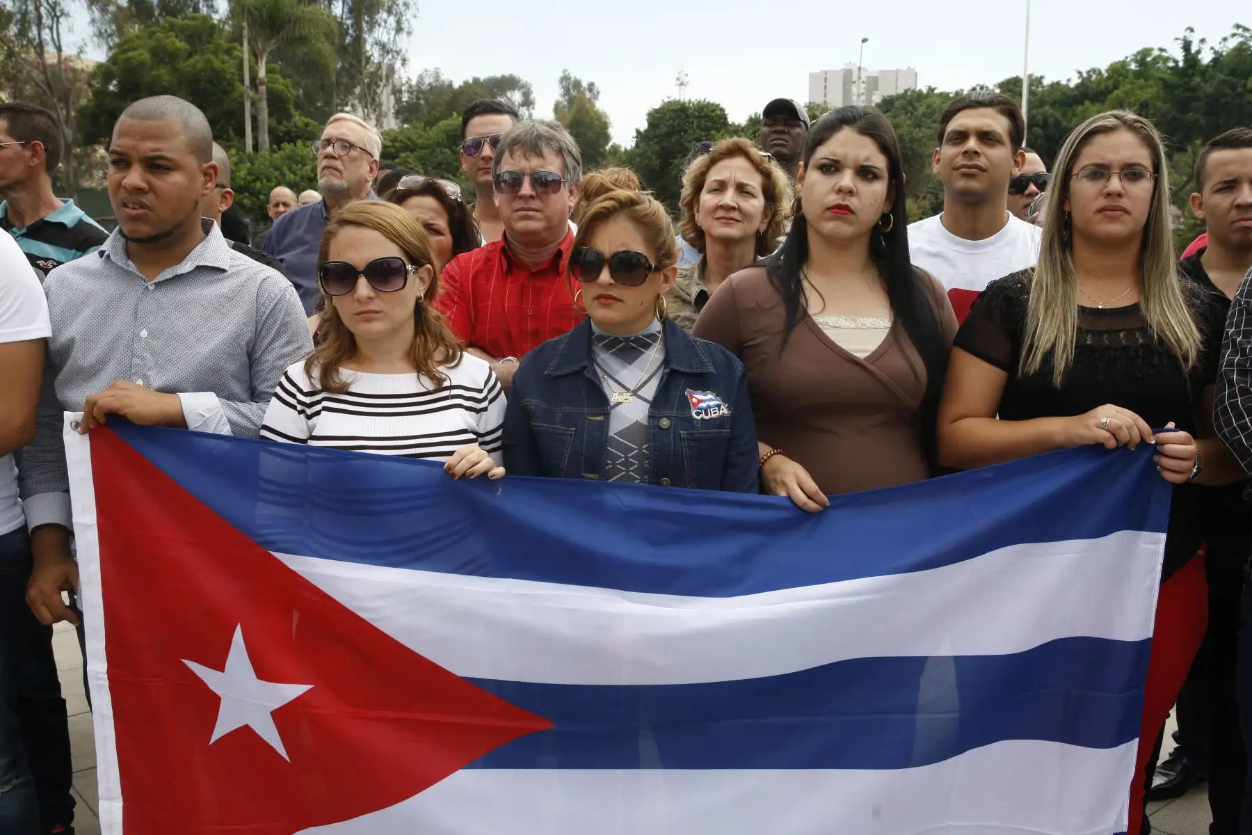 La delegación cubana realiza colocación de una ofrenda floral en el Monumento a los Próceres y Precursores de la Independencia en el marco de la VIII Cumbre de las Américas.  Foto:ANDINA/Eddy Ramos