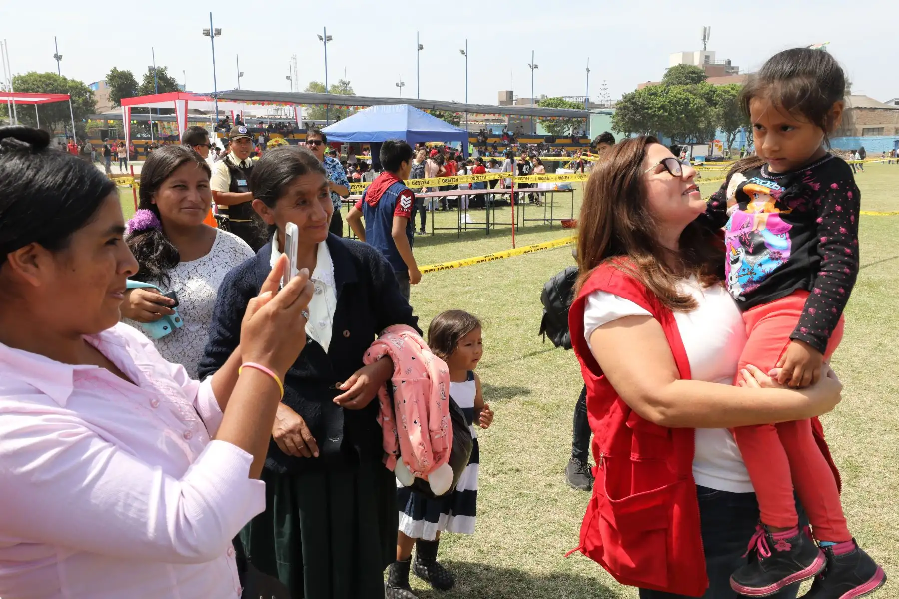 Ministra de la Mujer y Poblaciones Vulnerables, Ana María Mendieta celebró  el día de la niña y el niño peruano.Foto:ANDINA/Mimp