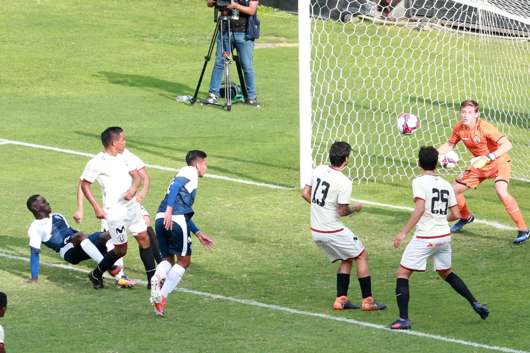 Universitario y San Martín igualan 1-1 en el Estadio Monumental. Foto: ANDINA/Vidal Tarqui
