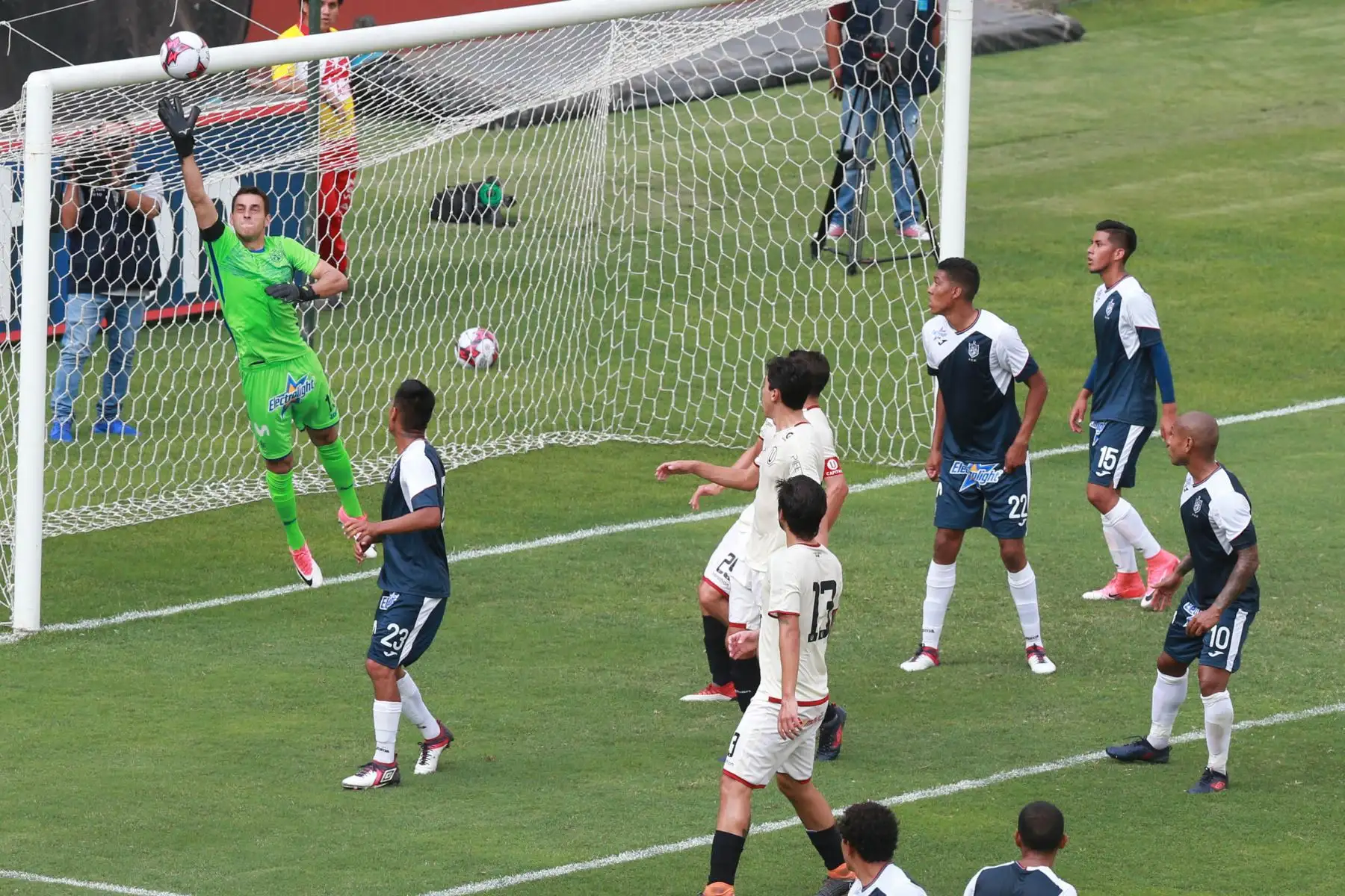 Universitario y San Martín igualan 1-1 en el Estadio Monumental. Foto: ANDINA/Vidal Tarqui