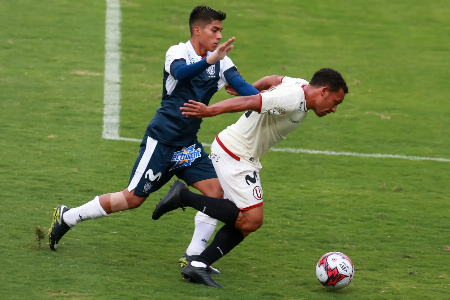 Universitario y San Martín igualaron 2 - 2 en el Estadio Monumental. Foto: ANDINA/Vidal Tarqui