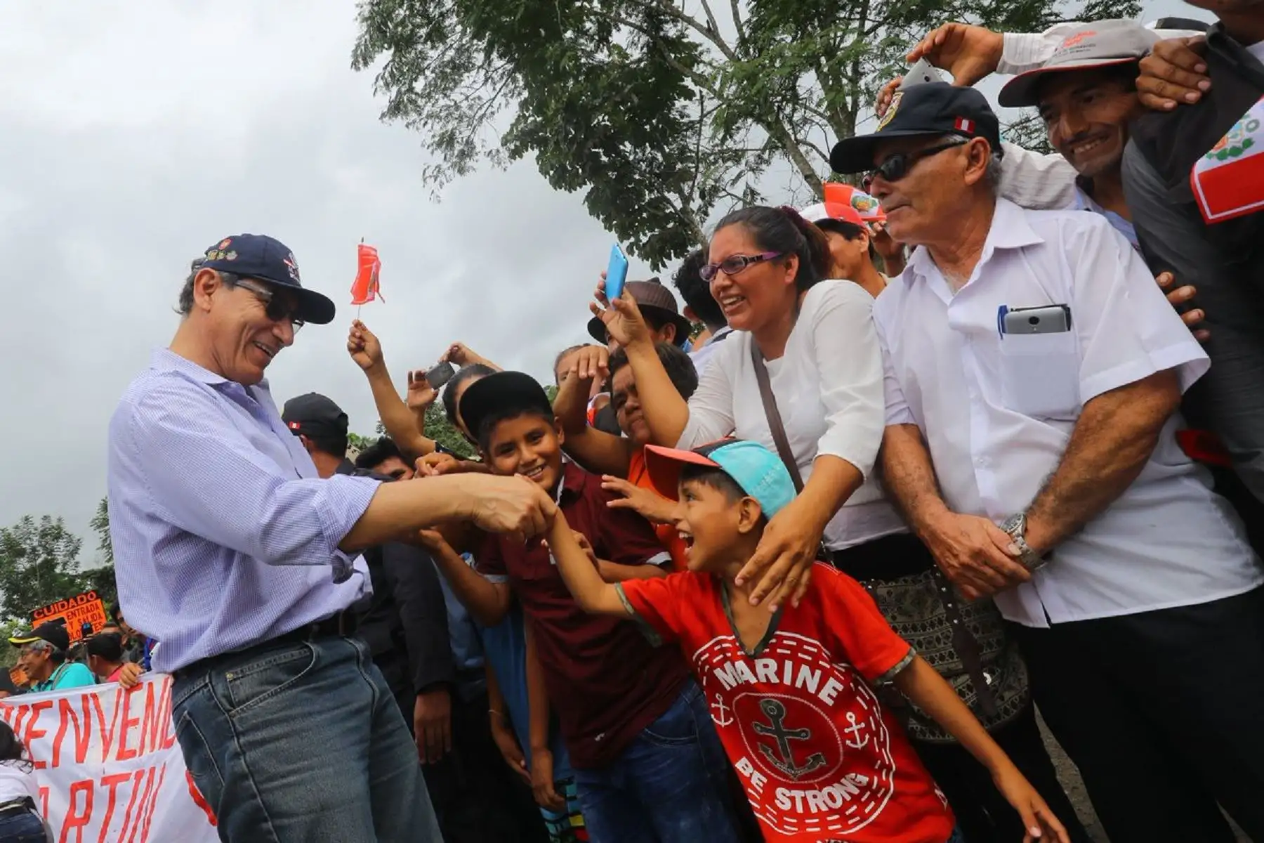 Presidente Martín Vizcarra en encuentro con la población.