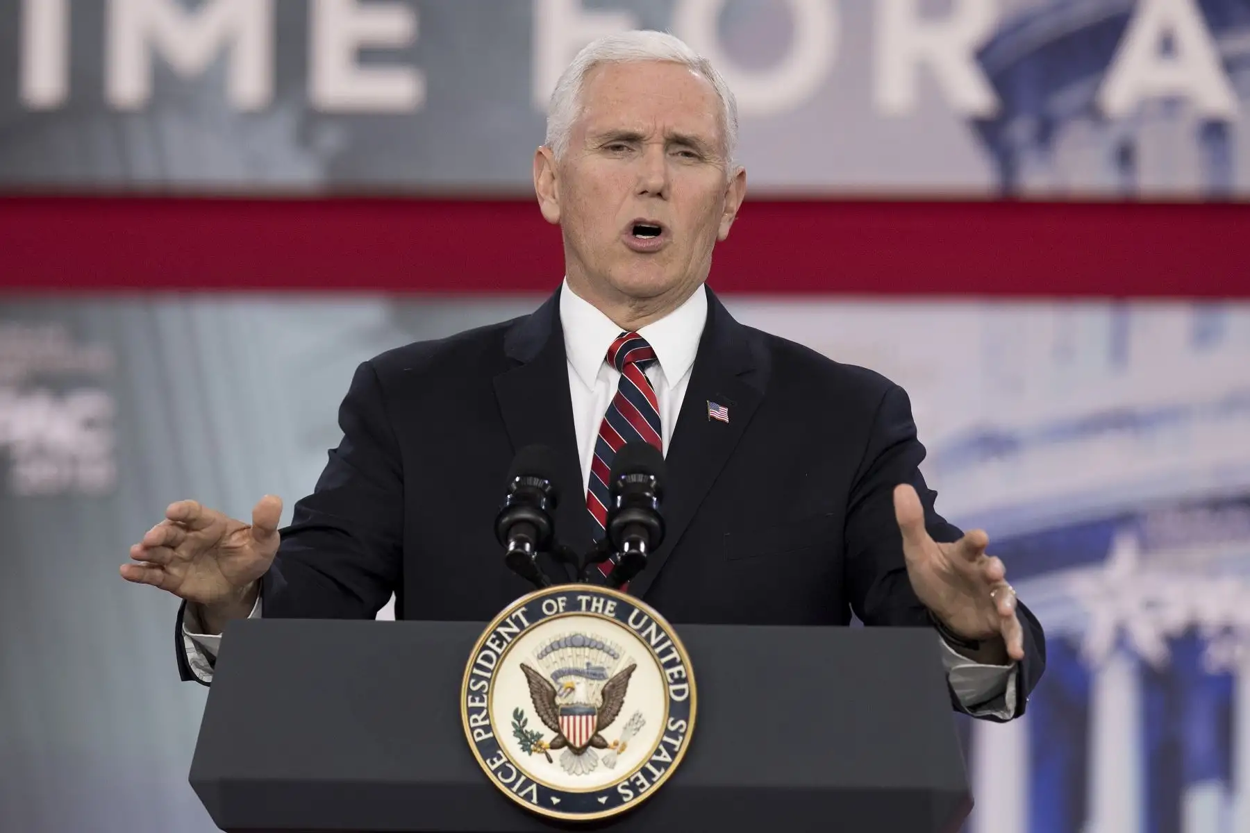 El vicepresidente Mike Pence habla durante la Conferencia de Acción Política Conservadora de 2018 en National Harbor en Oxon Hill, Maryland. Foto: AFP