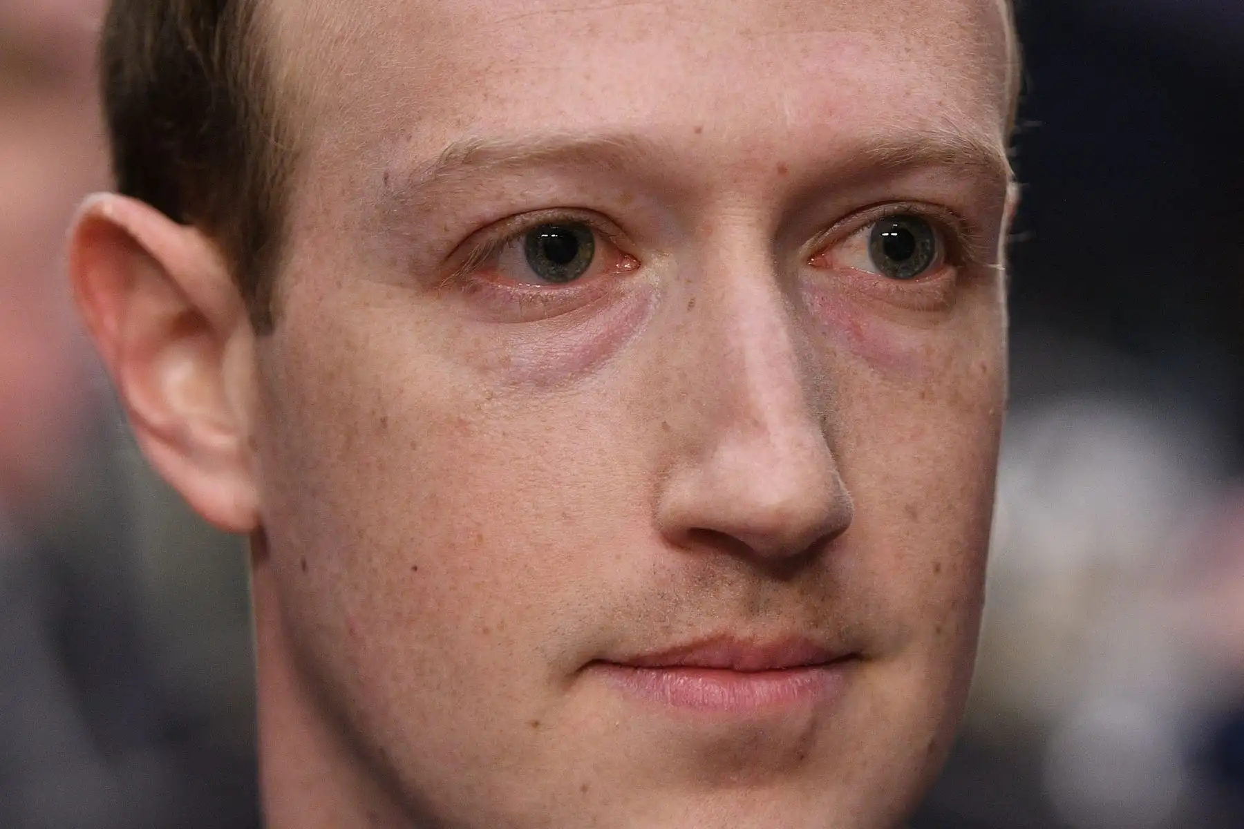 Facebook reveló que 87 millones de usuarios podrían haber sido afectados por la difusión de sus datos por parte de Cambridge Analytica. El 81% reside en EE.UU. y menos del 2% en Brasil y México. Foto: AFP