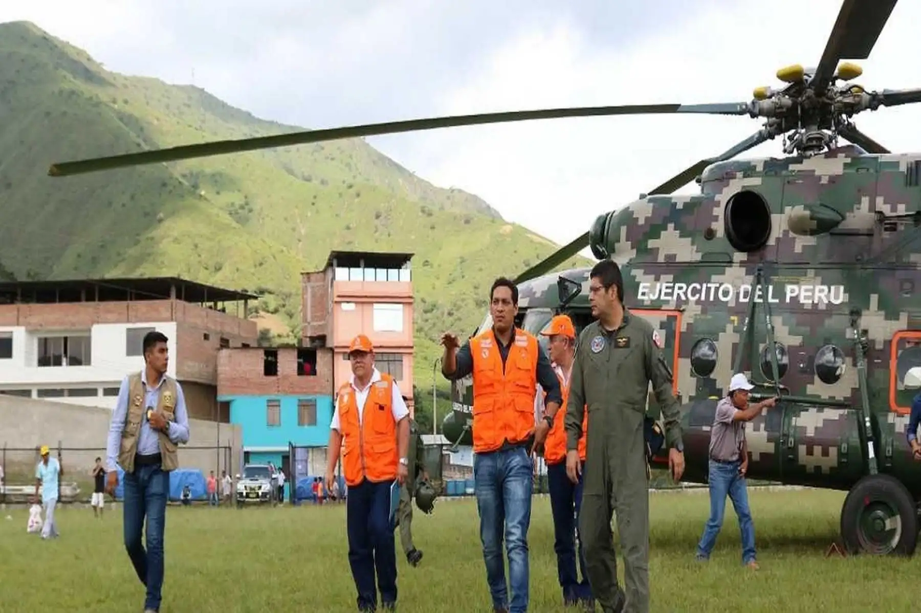 La Libertad: autoridades sobrevuelan zonas de alto riesgo por lluvias