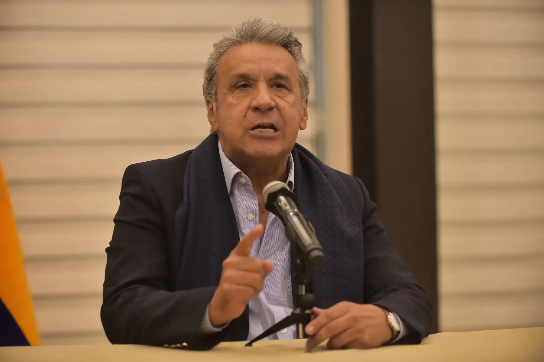 El presidente ecuatoriano Lenin Moreno habla durante una conferencia de prensa sobre el caso de los periodistas ecuatorianos secuestrados por las FARC. AFP