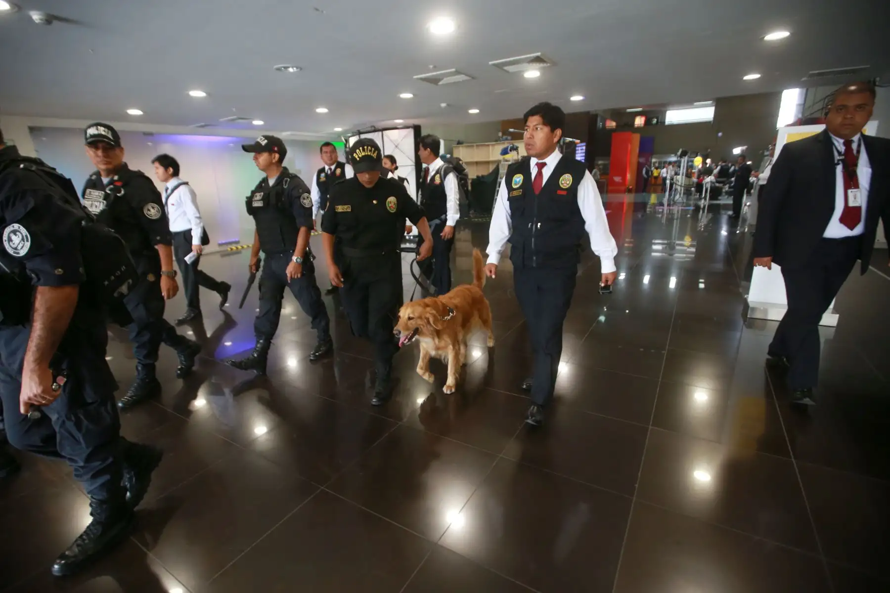 Medidas de seguridad en el Centro de Convenciones de Lima por la VIII Cumbre de Las Américas. Foto: ANDINA/Jhony Laurente.