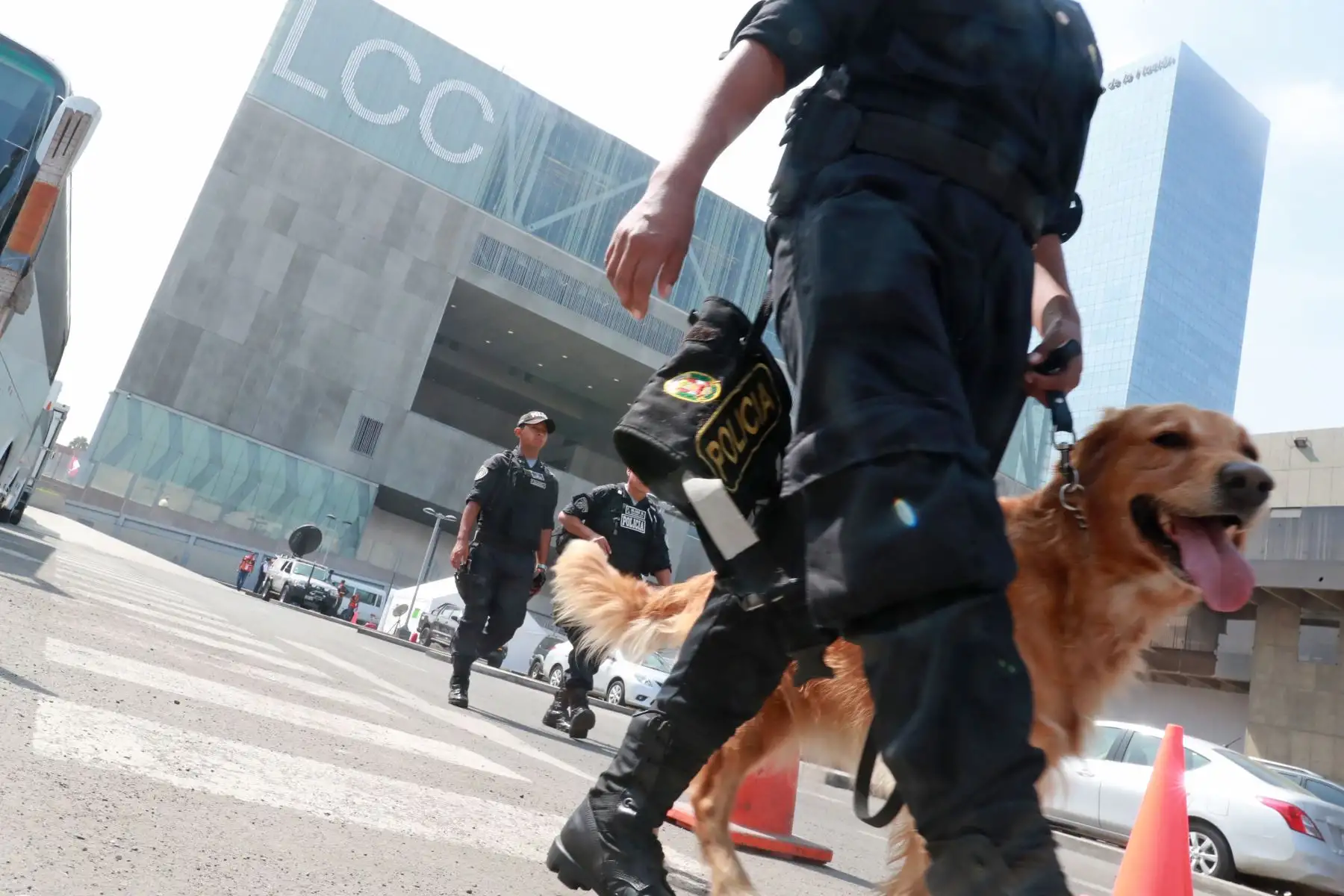 Medidas de seguridad en el Centro de Convenciones de Lima por la VIII Cumbre de Las Américas. Foto: ANDINA/Carlos Lezama.