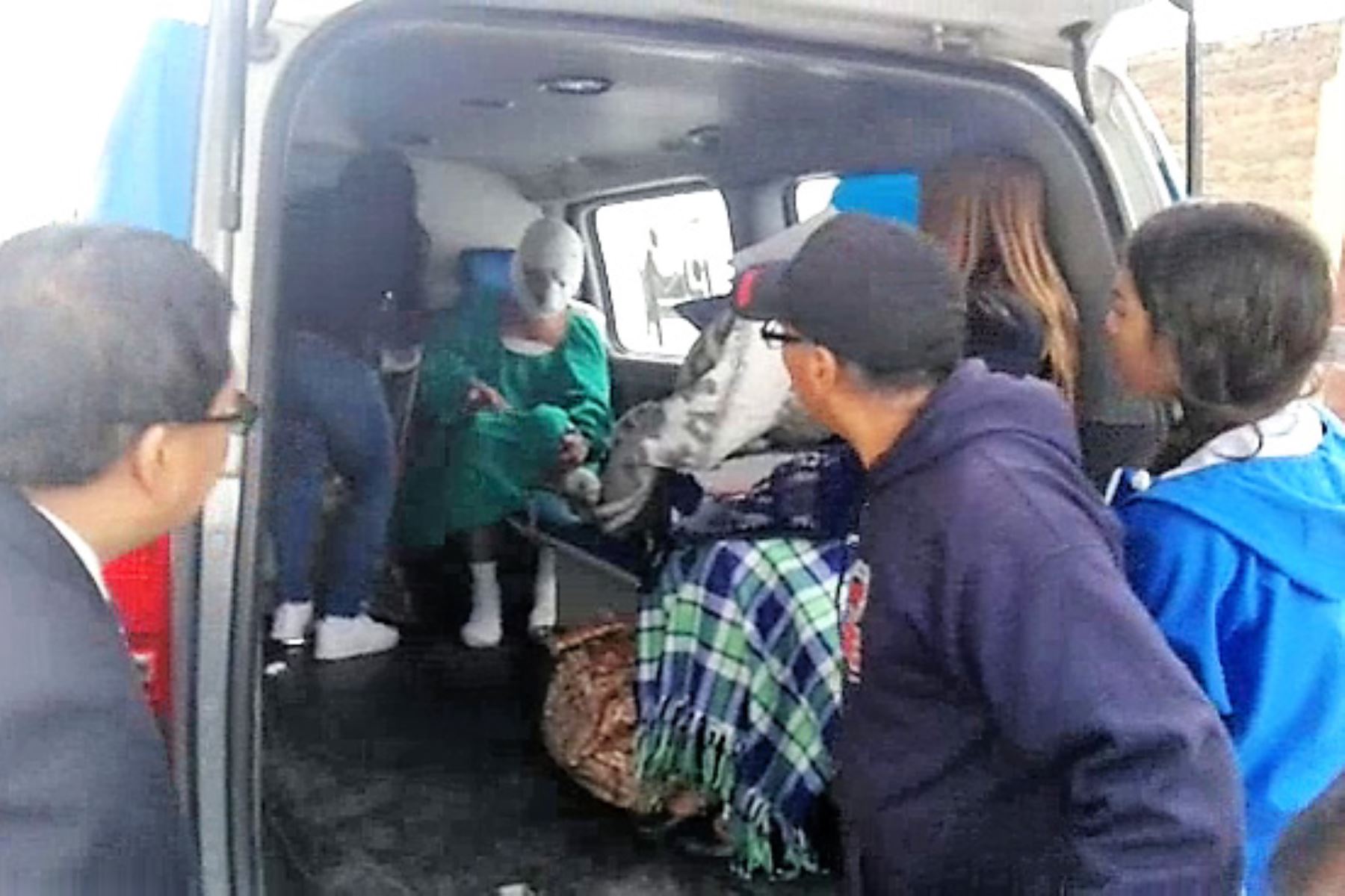 Policía sufre lesiones graves en incineración de pirotécnicos en Huancayo. ANDINA/Pedro Tinoco