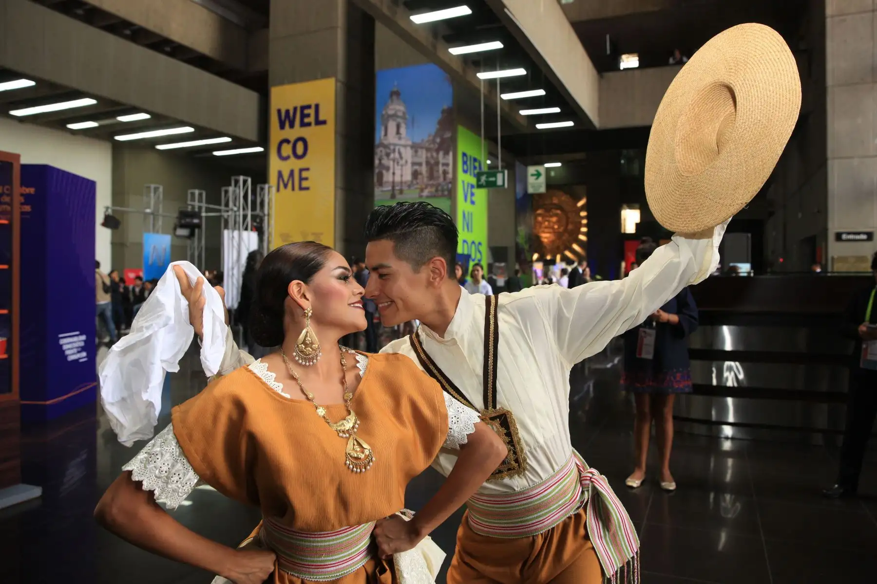 Música y color en el Centro de Convenciones de Lima por la VIII Cumbre de las Américas. Foto: ANDINA/Dante Zegarra.