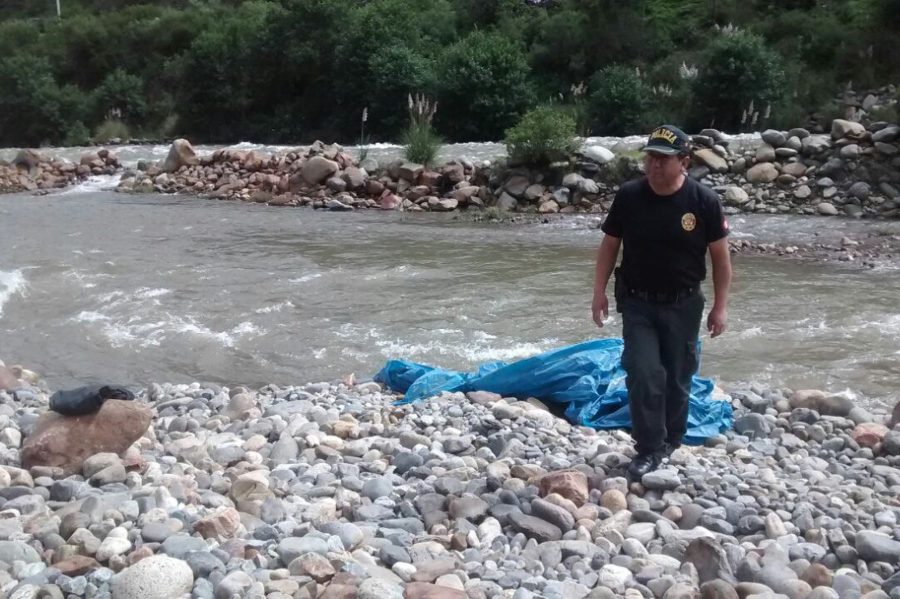 Policía desaparece cuando realizaba labor de rescate en río Santa, en Áncash. ANDINA
