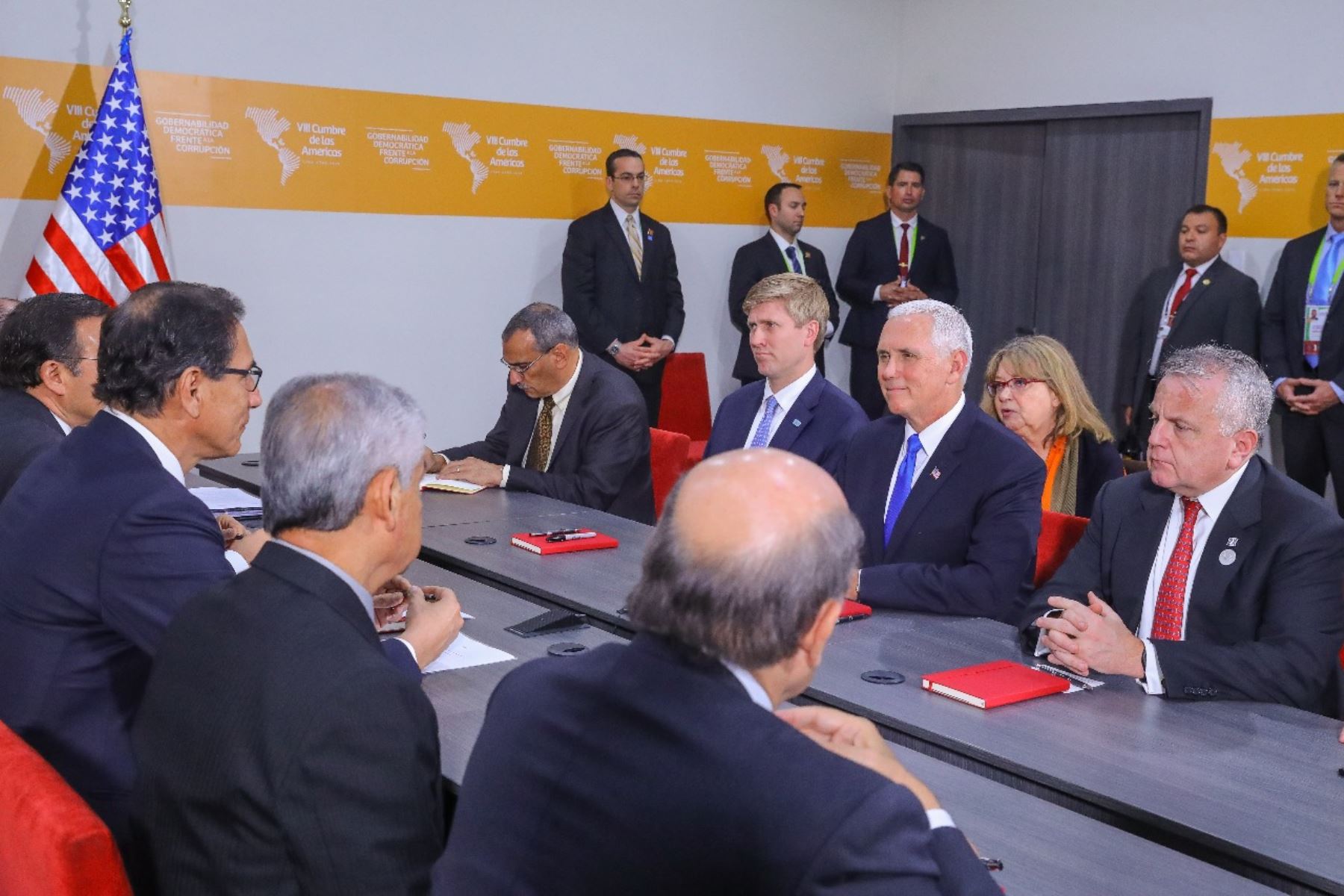 Presidente Martín Vizcarra se reunió con vicepresidente de EEUU, Mike Pence. Foto: ANDINA/Prensa Presidencia