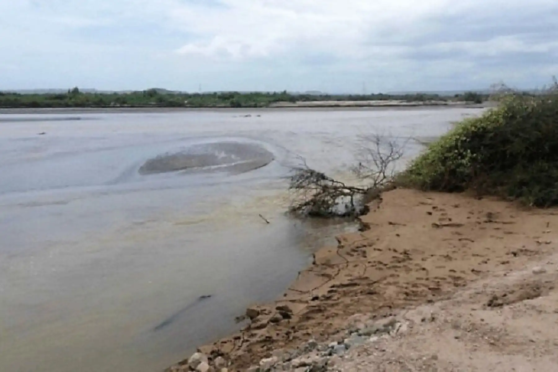 Anuncian instalación de un puente modular sobre la quebrada Sichez que beneficiará a la población del distrito de Lobitos, en Talara, Piura. ANDINA
