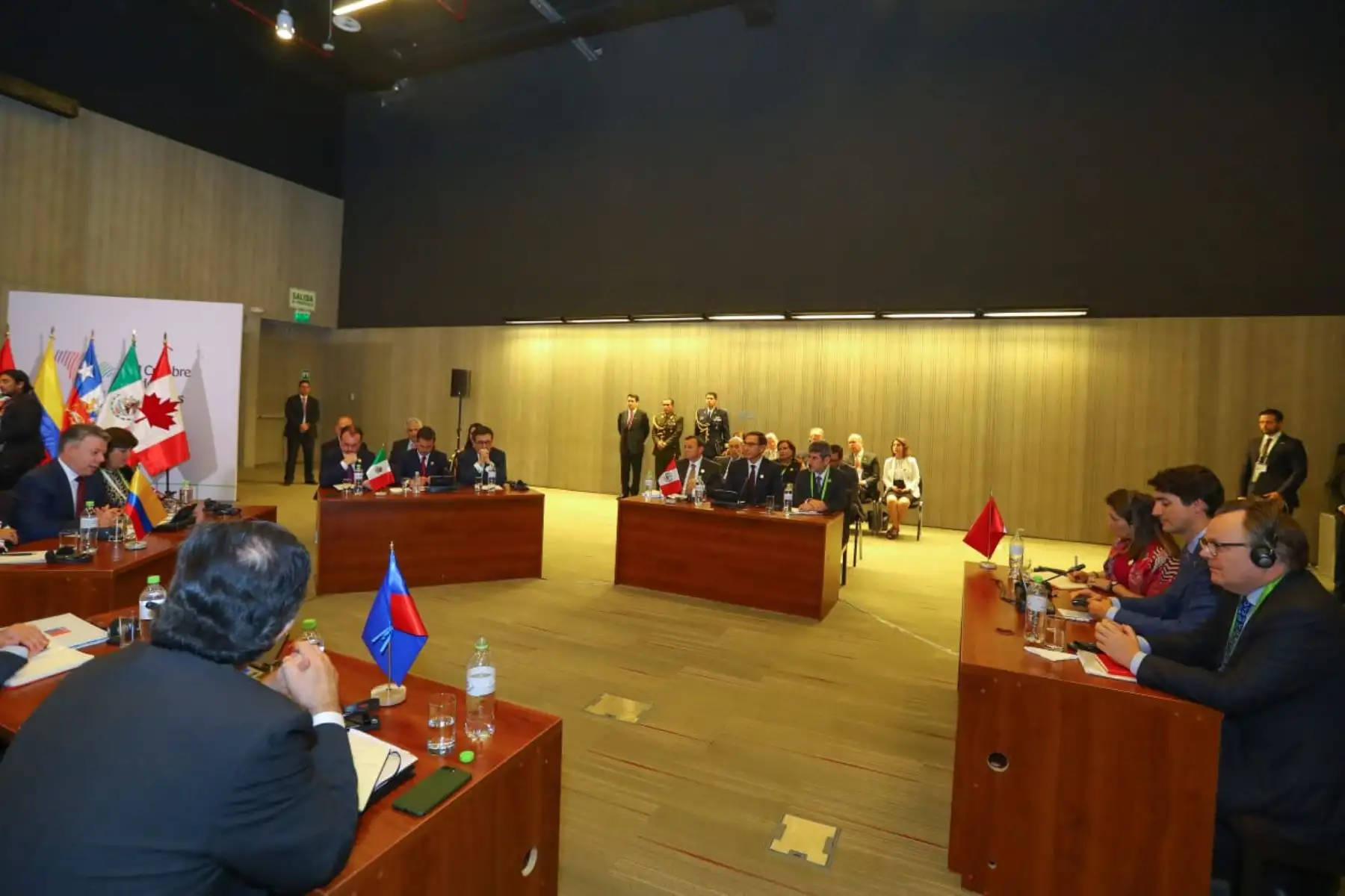 Presidente Martín Vizcarra y sus homólogos de Chile, Colombia y México, que integran la Alianza del Pacífico, sostuvieron una reunión de trabajo con el primer ministro de Canadá, Justin Trudeau. Foto: ANDINA/Prensa Presidencia