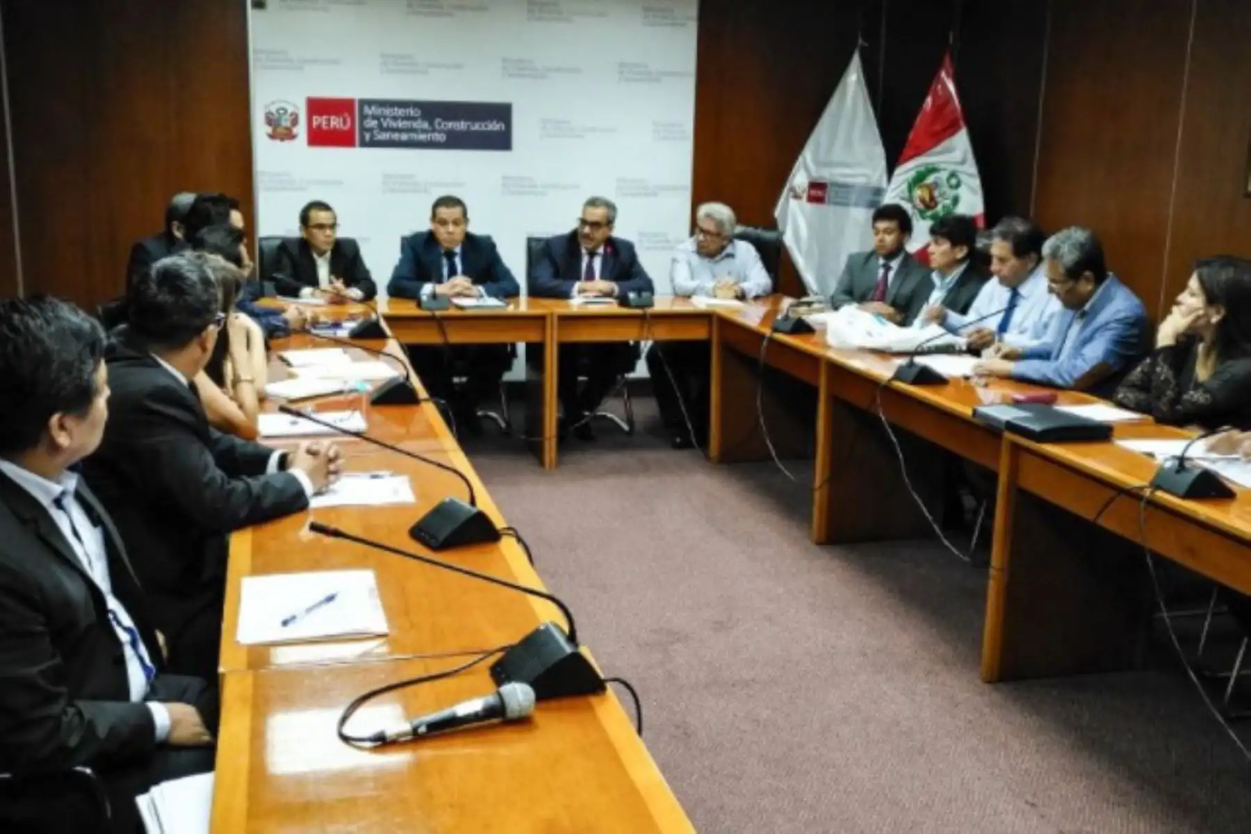 Representantes del Ministerio de Vivienda, Construcción y Saneamiento (MVCS) expresaron su satisfacción tras la primera reunión de la mesa de diálogo en Olmos.
