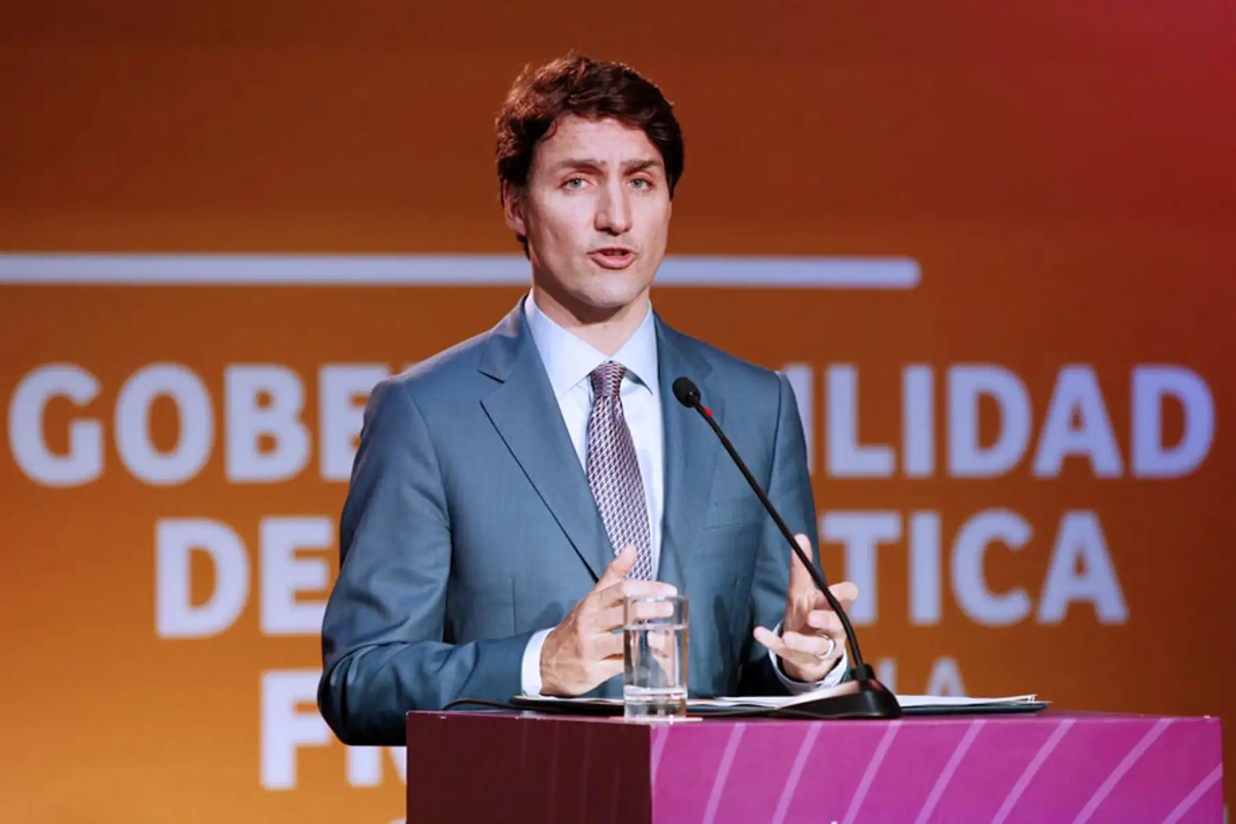 Primer Ministro de Cánada, Justin Trudeau ofrece conferencia de prensa al termino de la VIII Cumbre de la Américas. Foto:ANDINA/ Dante Zegarra